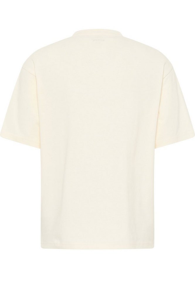 auf Kurzarmshirt Label-Applikation Brusthöhe T-Shirt, MUSTANG
