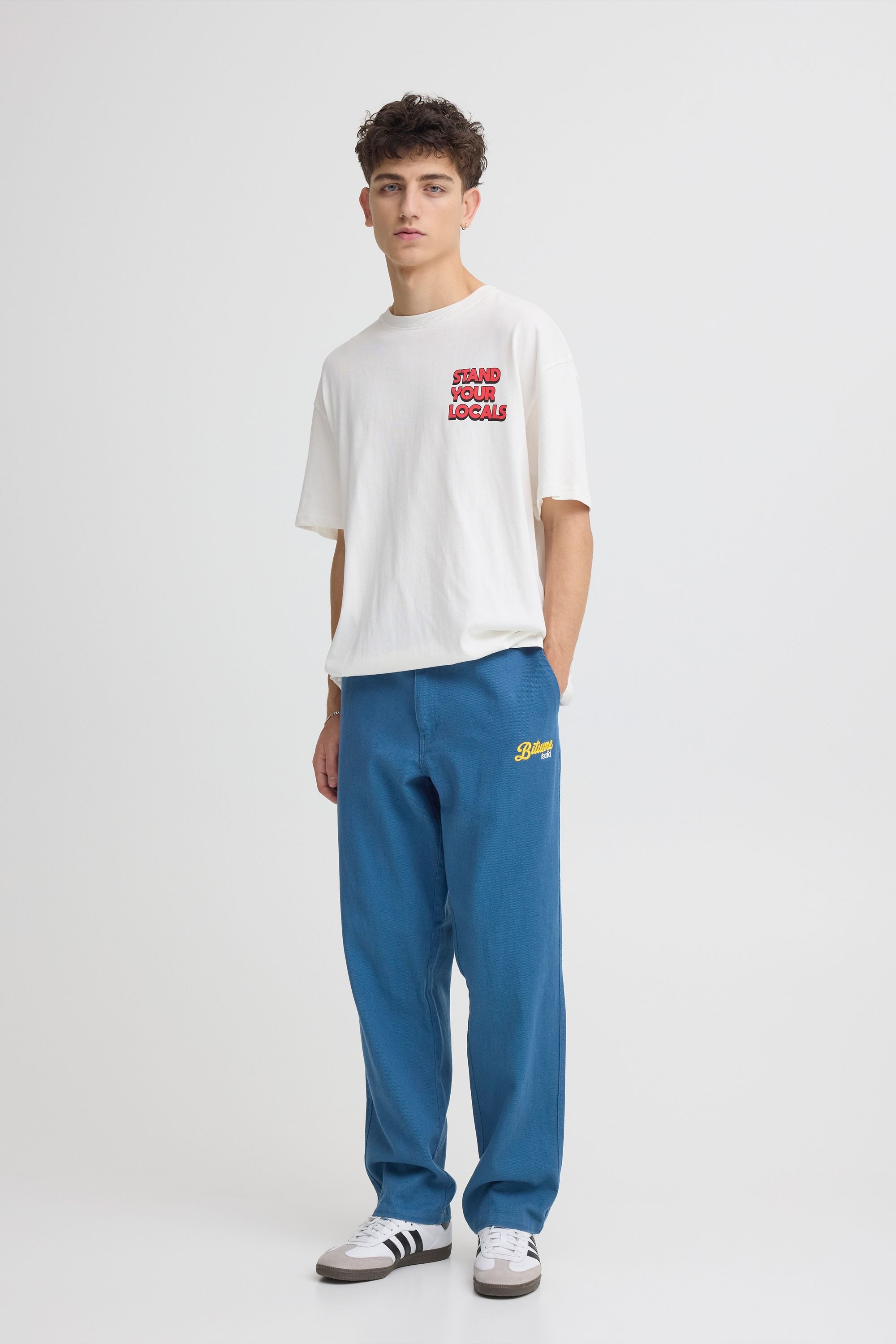 !Solid Chinohose SDLiambellamy Weit geschnittene Stoffhose mit Logo-Stickerei