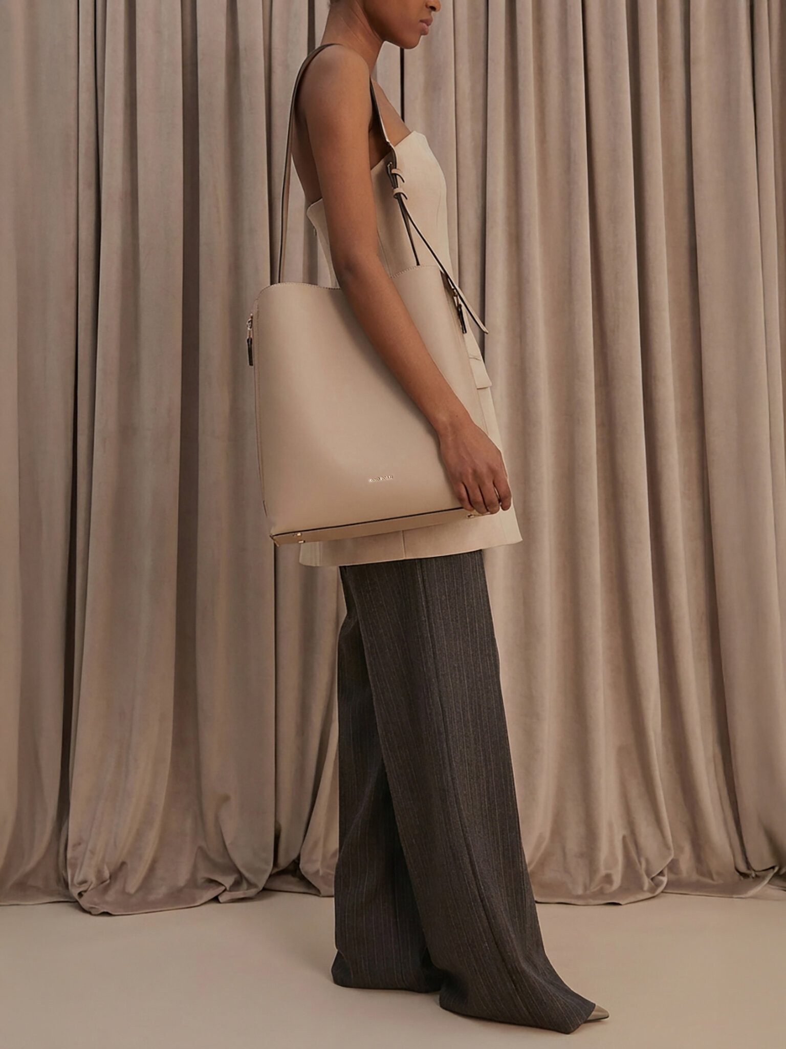 GINO ROSSI Handtasche Gino Rossi Damenhandtasche Beige Gino Rossi-EO-WEN-3 Beige