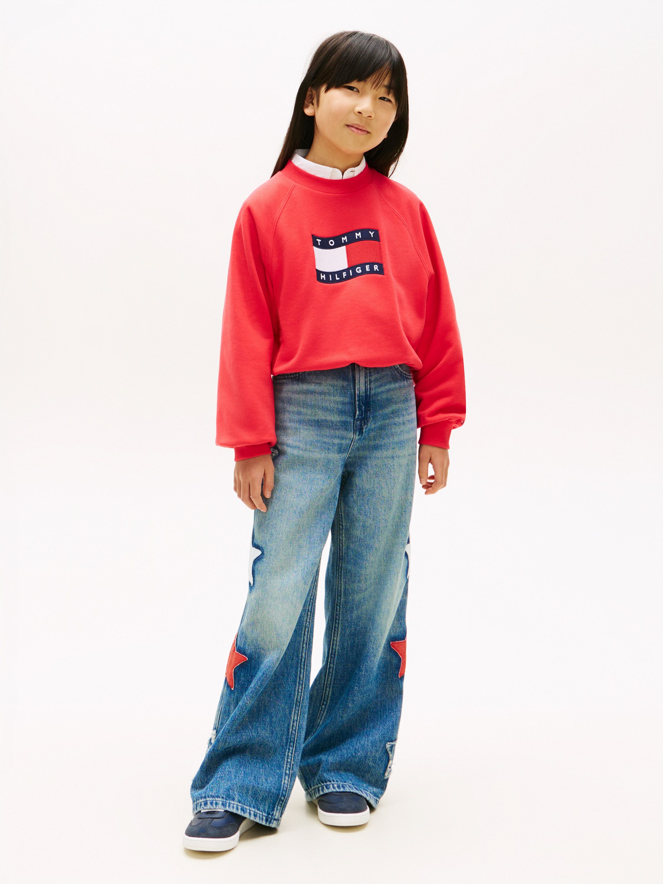Tommy Hilfiger Sweatshirt TOMMY WAVE FLAG CREWNECK Kinder bis 16 Jahre, verdeckter Saum, relaxed fit – Bild 2 von 5