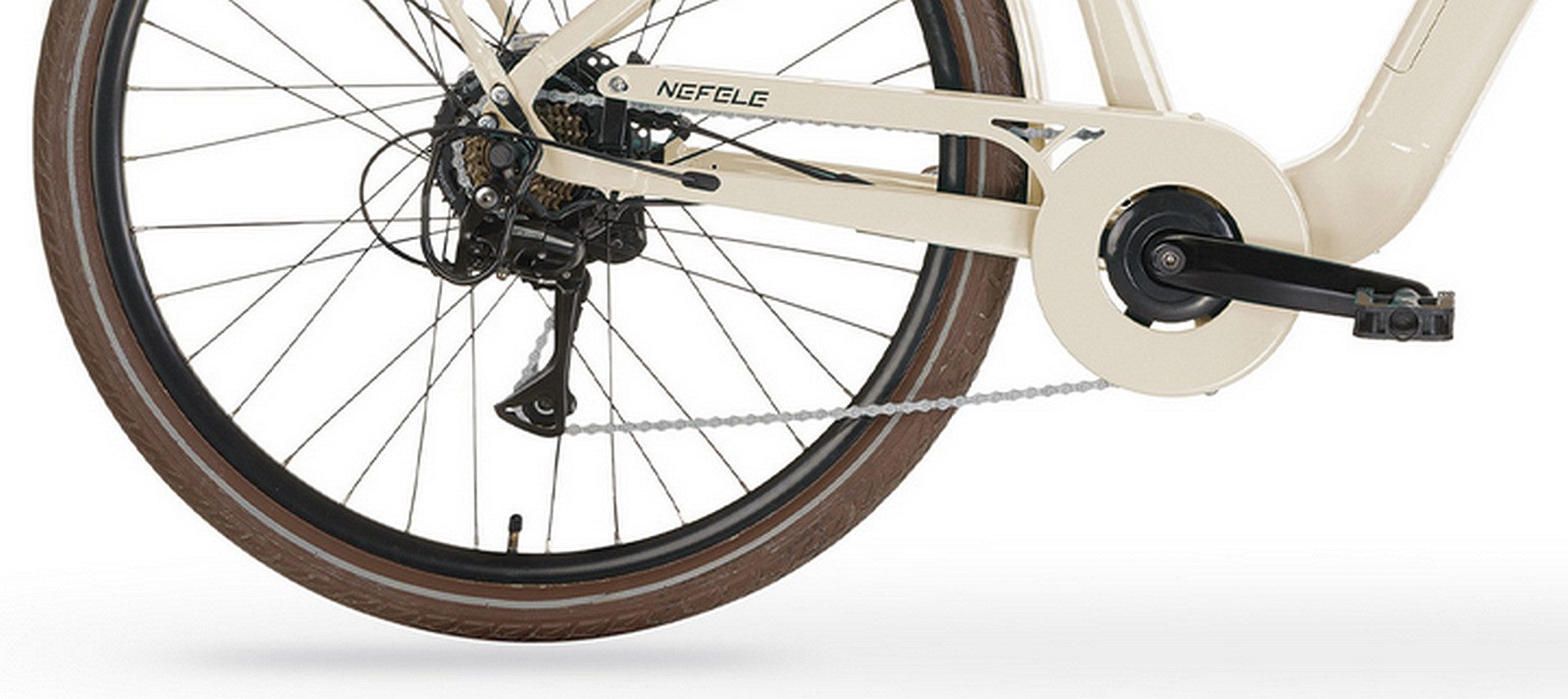 MBM E-Bike, 7 Gang 7-Gang Shimano Acera Schaltwerk, 7-Gang Shimano Acera Schaltwerk, Bürstenloser, wartungsfreierEtrotek Heckmotor 45Nm, 540 Wh, Elektro-Citybike NEFELE 26 Zoll