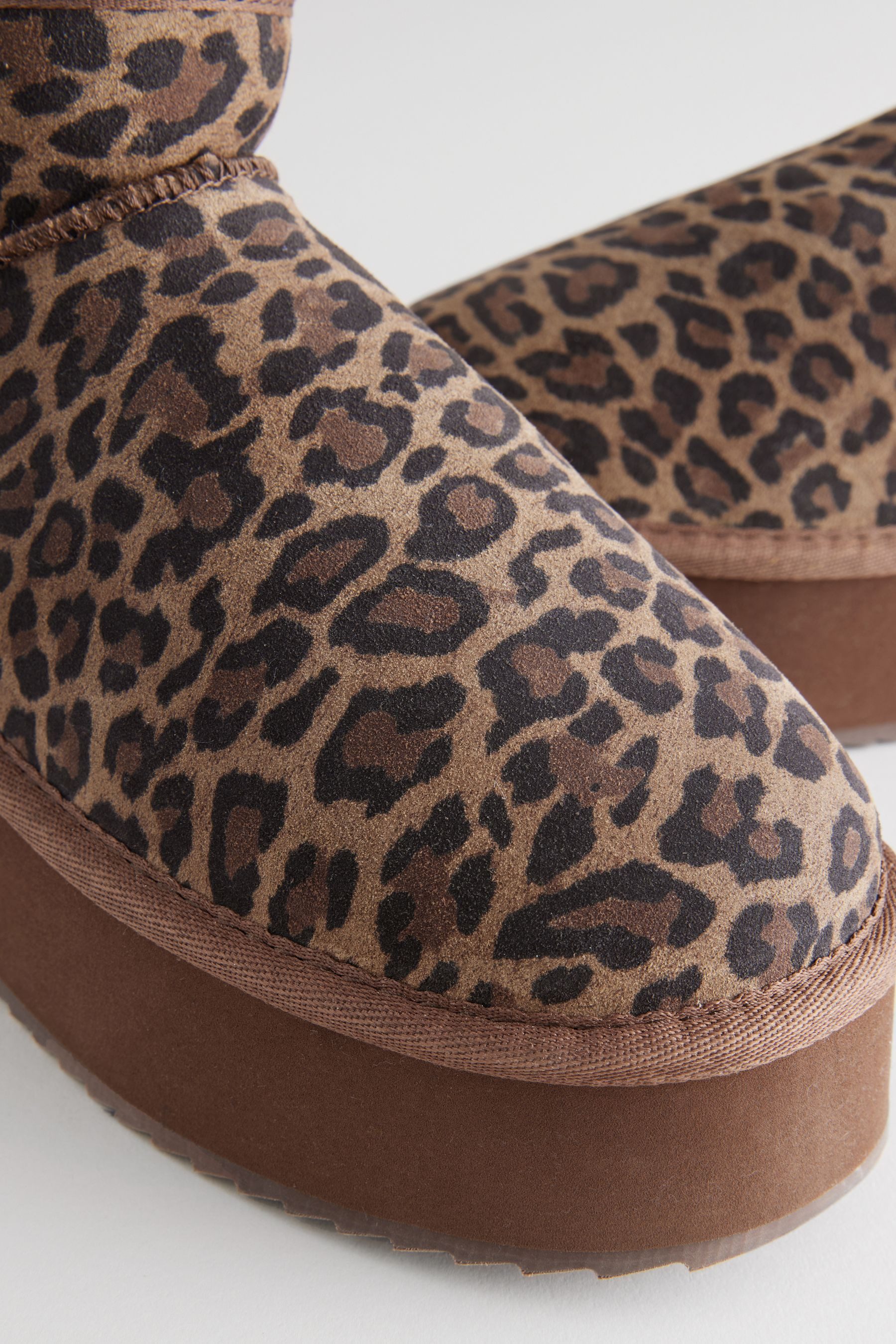 Next Regenabweisende Plateaustiefel mit Kunstfellfutter Stiefelette günstig online kaufen