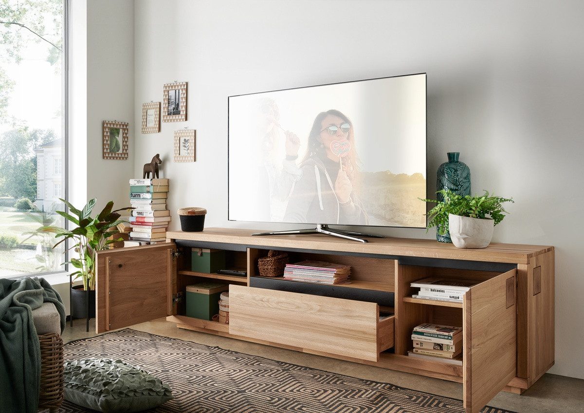 Main Möbel TV-Board TV Board 215x56cm "Bergamo" Wildeiche geölt WZ-0159, Front mit Hirnholzelementen