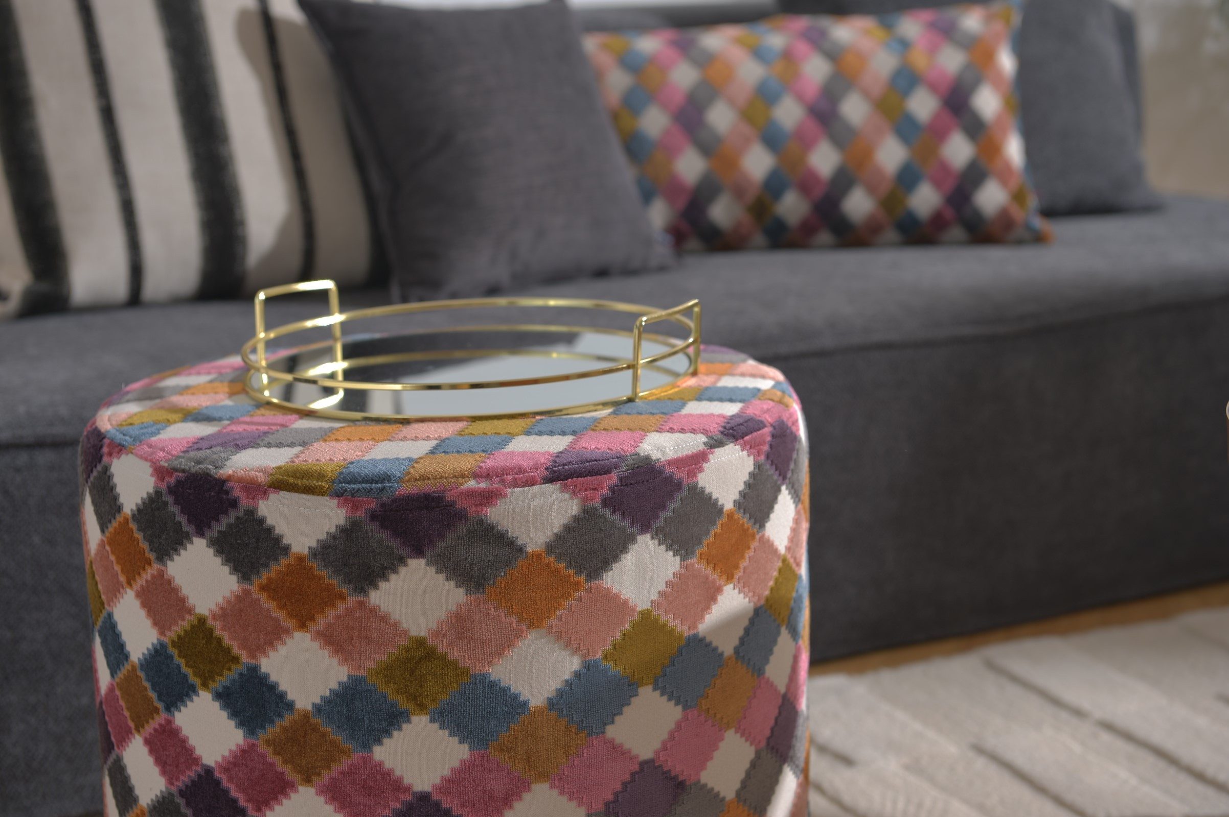 H.O.C.K. Sitzhocker H.O.C.K. Balance Hocker Pouf Ø45x45cm pink bunt, Hocker, Barhocker & Sitzhocker, Schminktischhocker, Wohnzimmer Hocker