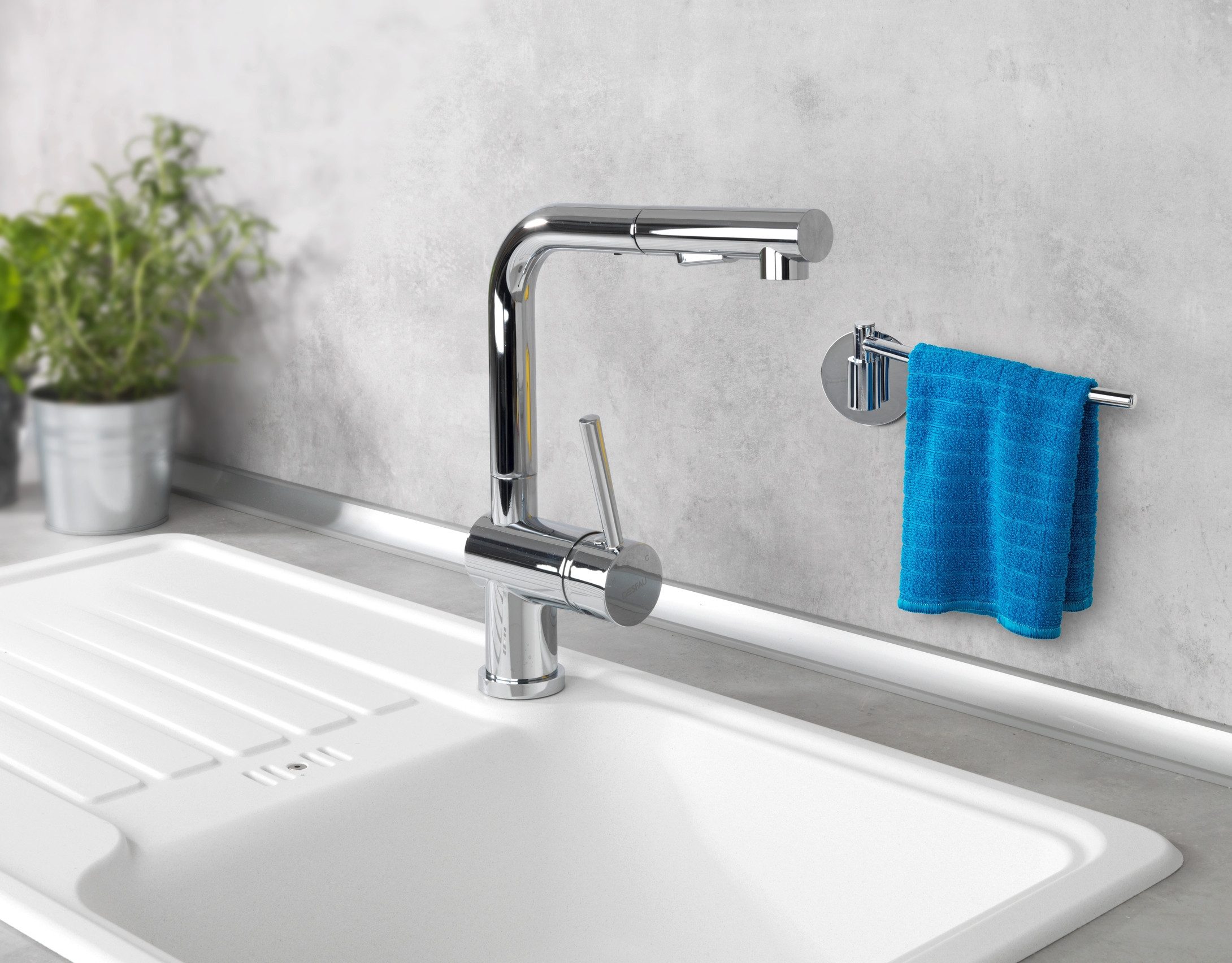 WENKO Spültuchhalter Modell Turbo-Loc®, Halterung für Spül- und Geschirrtücher, Edelstahl, ohne Bohren