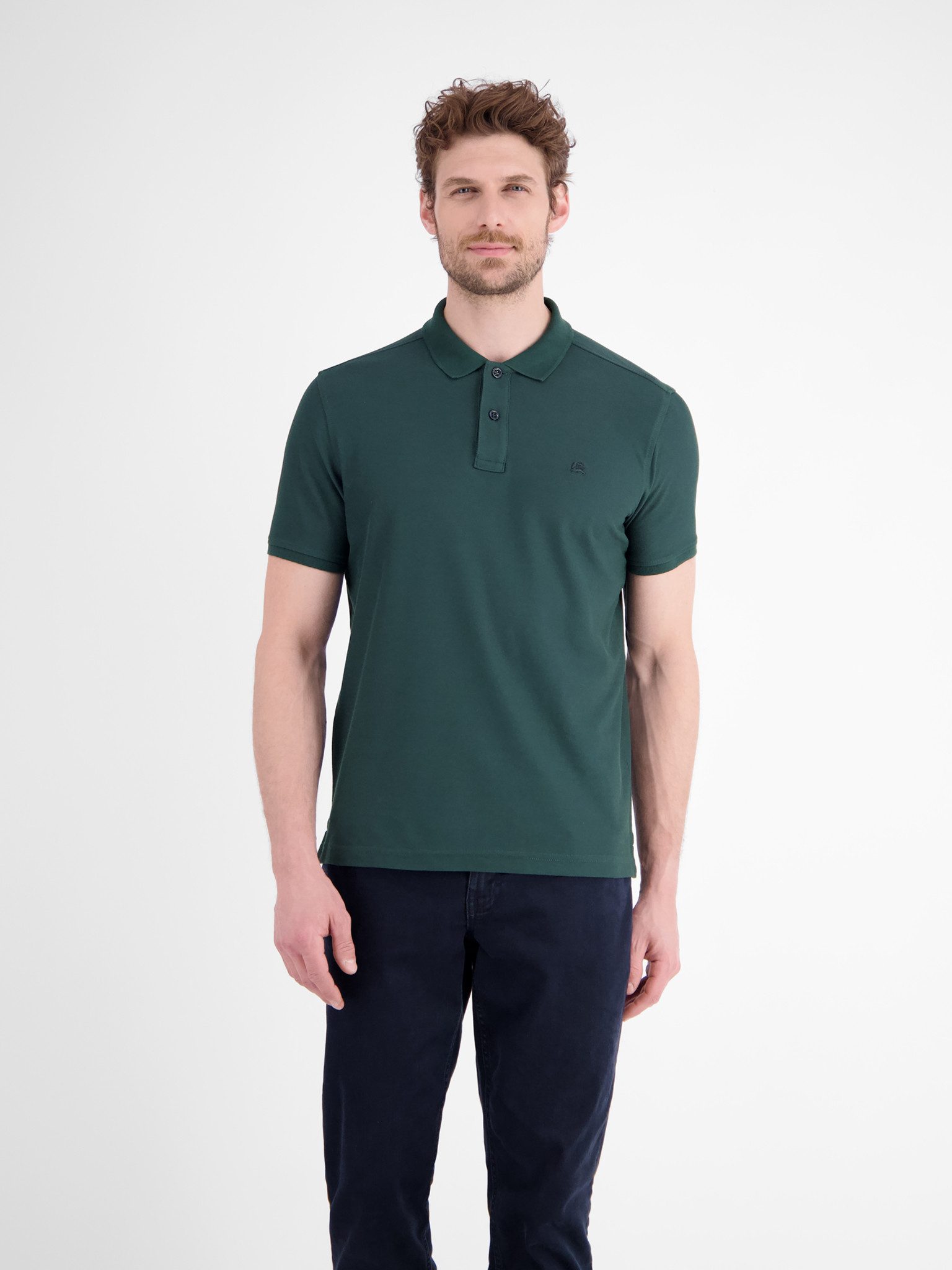 LERROS Poloshirt Sommershirt mit dezenter Stickerei auf der Brust
