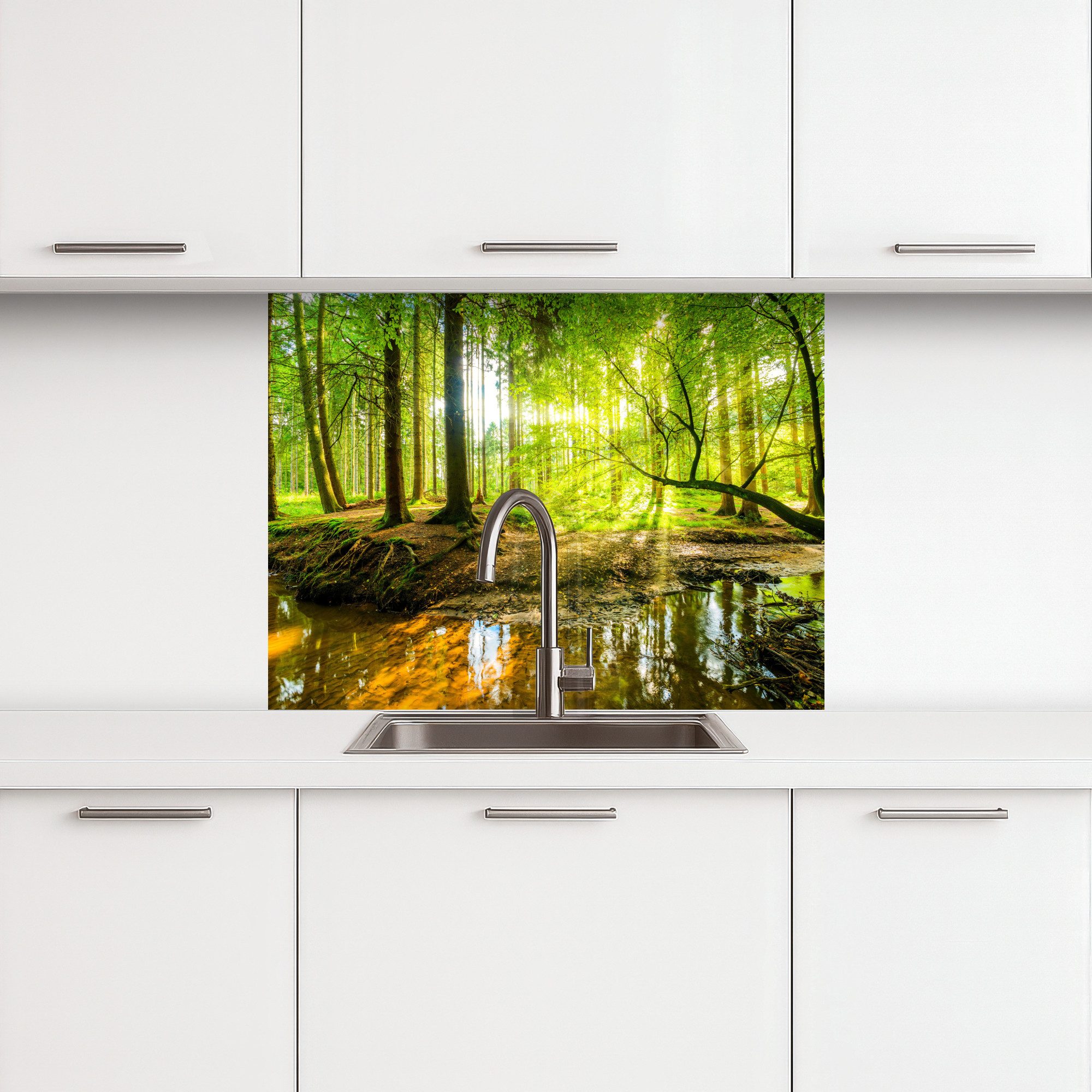 KitchenYeah Küchenrückwand selbstklebend Wald - Landschaft - Wasser - Bäume - Sonne - Grün - Natu, (1-tlg), Spritzschutz, Küche, Rückwand, Küchenwand, Küchenfront, 80x60 cm