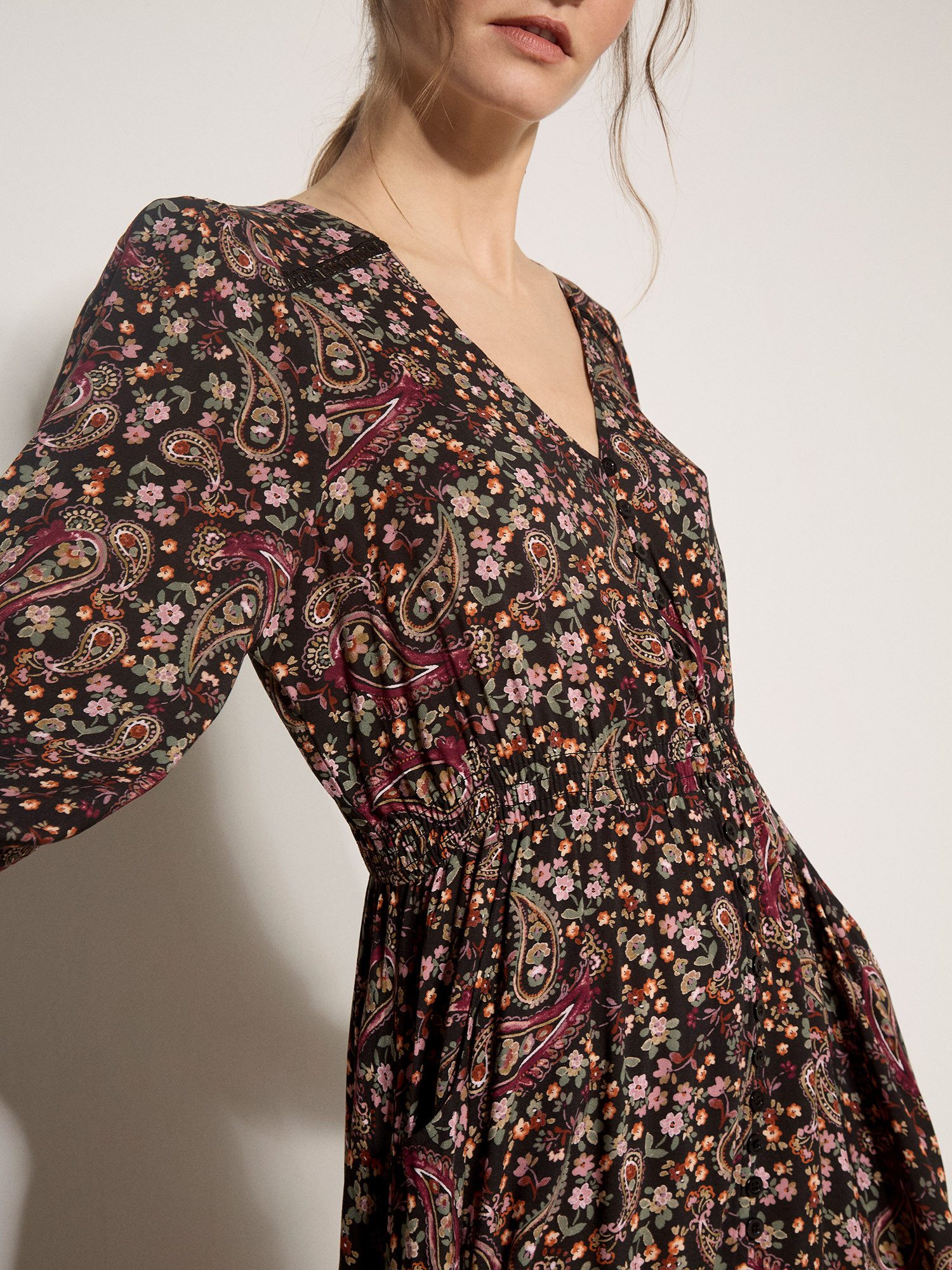 Apricot Maxikleid Paisley-Blumen-Kleid in langer Länge mit Spitzendetails
