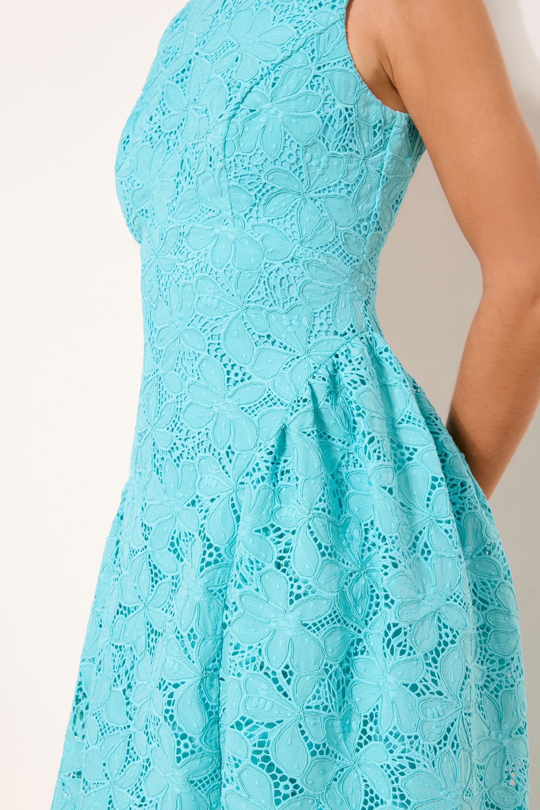 LIPSY Midikleid Lipsy ärmelloses Premium Ballkleid in Midilänge (1-tlg)