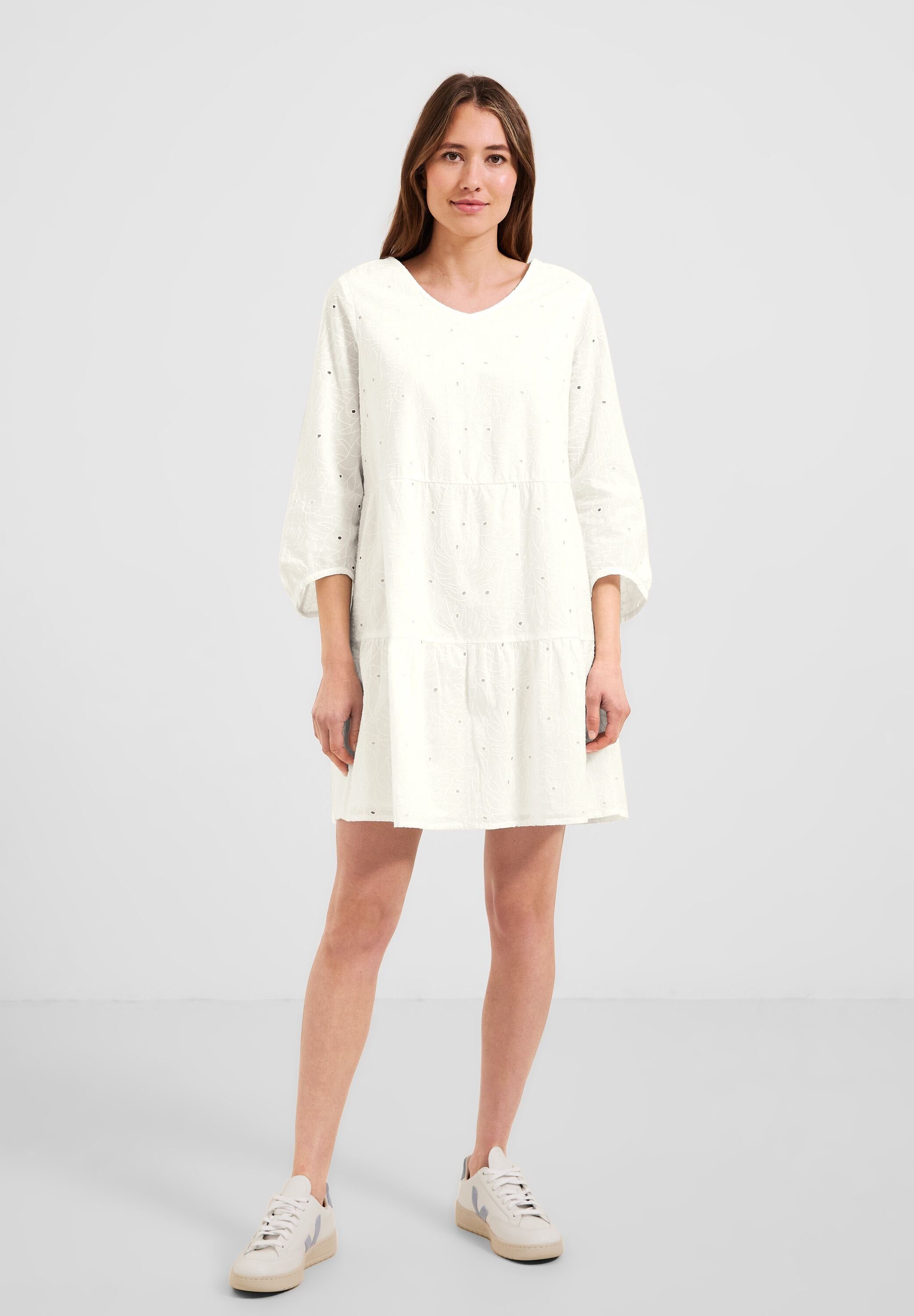 Cecil Maxikleid Cecil Stickerei Kleid mit Volants in Vanilla White (1-tlg) Nicht Vorhanden