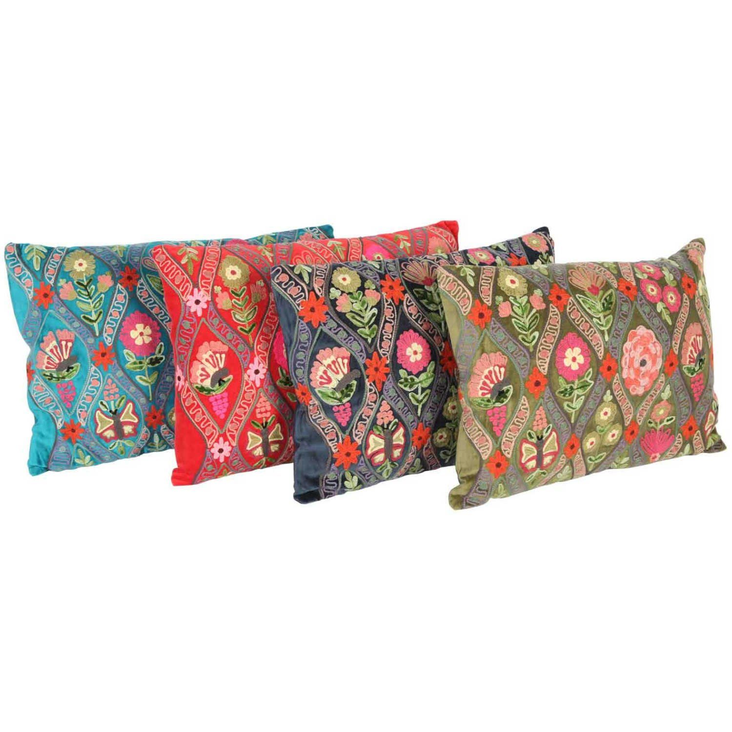 Casa Moro Dekokissen Samt Kissen Jolina 48x30 mit Blumen & Schmetterlingen bestickt, Kissenhülle mit Füllung