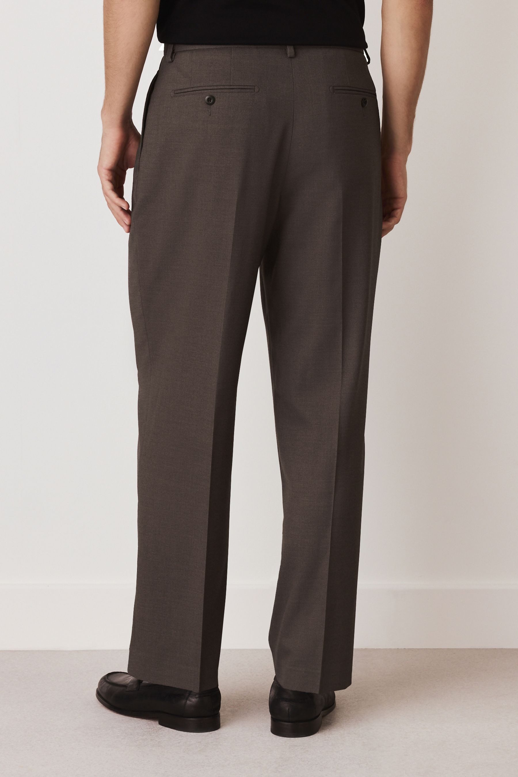 Next Bundfaltenhose Elegante Relaxed Fit Hose mit Bundfalten (1-tlg)