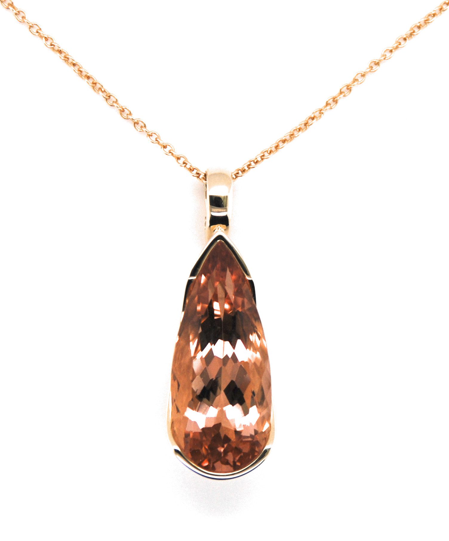 Sogni d'oro Kettenanhänger aus Morganit, Clipanhänger, Gelbgold 585