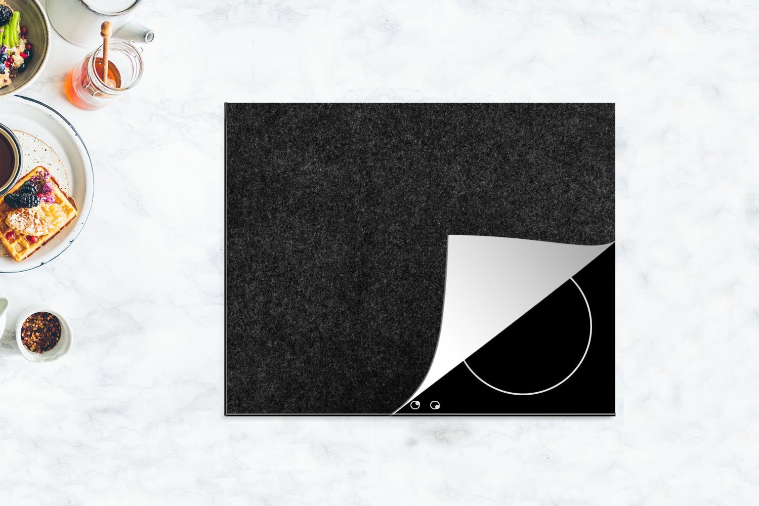 MuchoWow Herdblende-/Abdeckplatte Schwarz - Granit nutzbar, tlg), Arbeitsfläche Stein, 65x52 Design cm, Vinyl, (1 - Ceranfeldabdeckung Mobile 