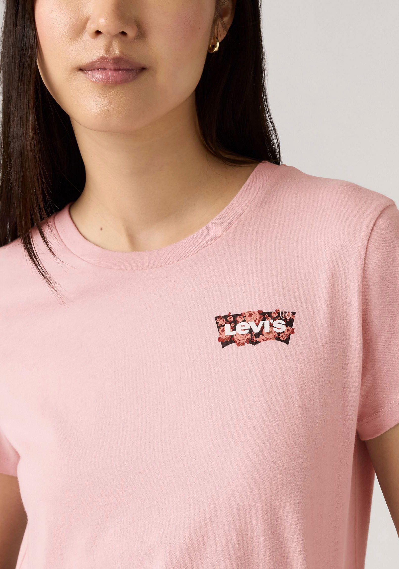 Levi's® T-Shirt THE PERFECT TEE mit Batwing-Logoprint – Bild 4 von 5