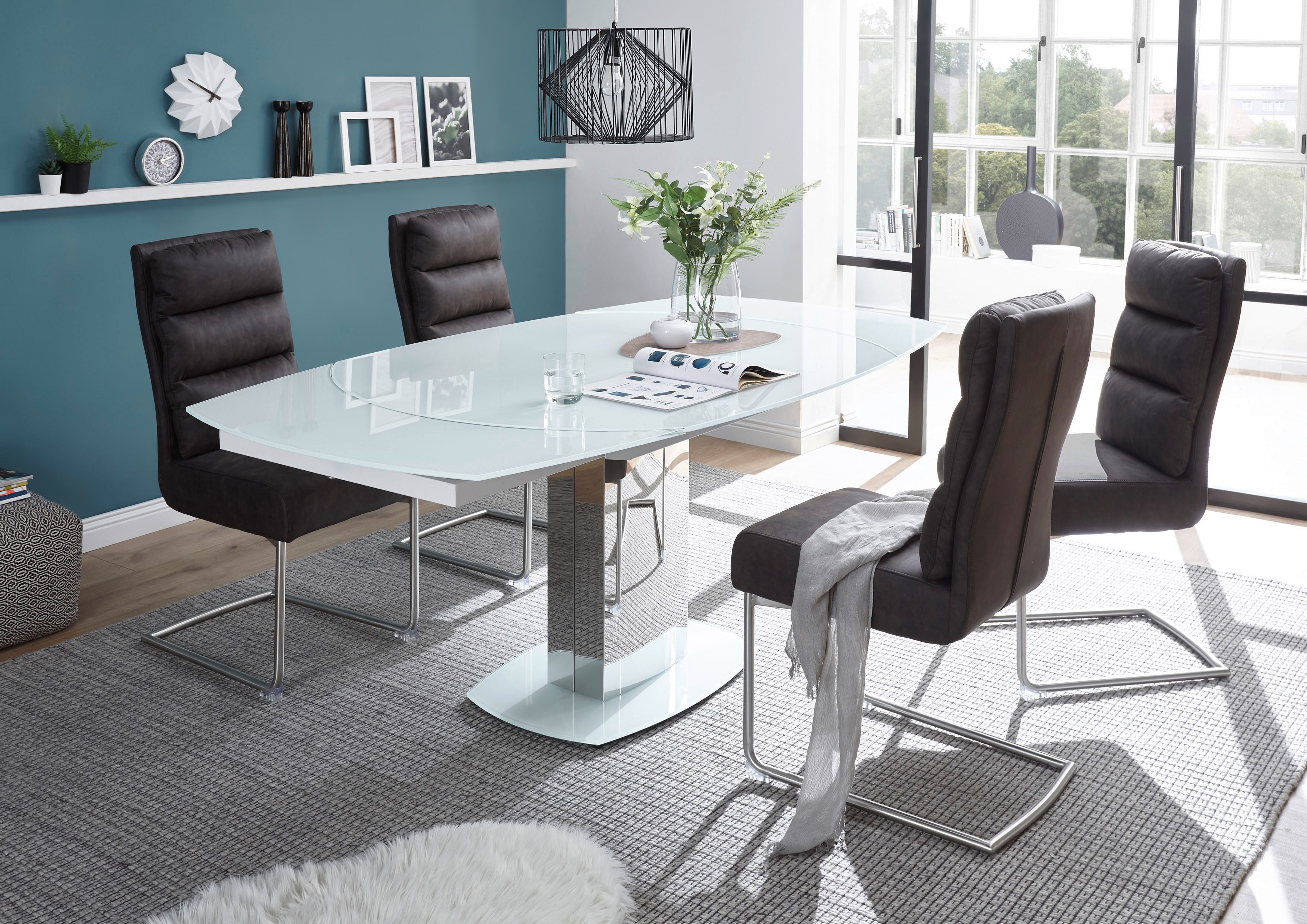 Stolkom Sp.z.o.o. Esstisch Jackson Glastisch Weiß, Tisch ausziehbar, BxHxT 130-190x75x105 cm, Automatische beidseitiger Drehauszug, Tischplatte in Super White