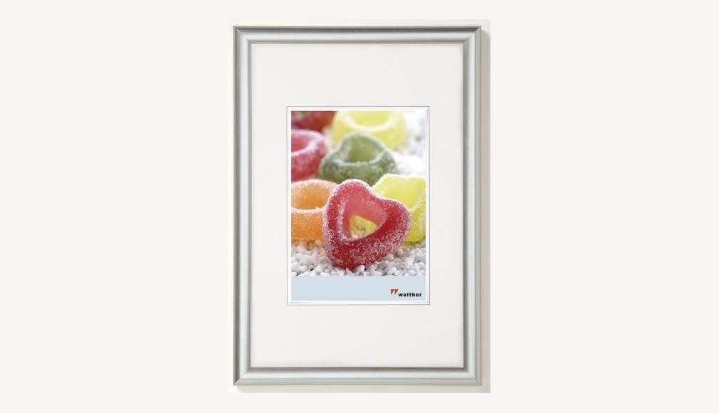 Walther Bilderrahmen Kunststoffrahmen Trendstyle KP430S 24x30cm silber