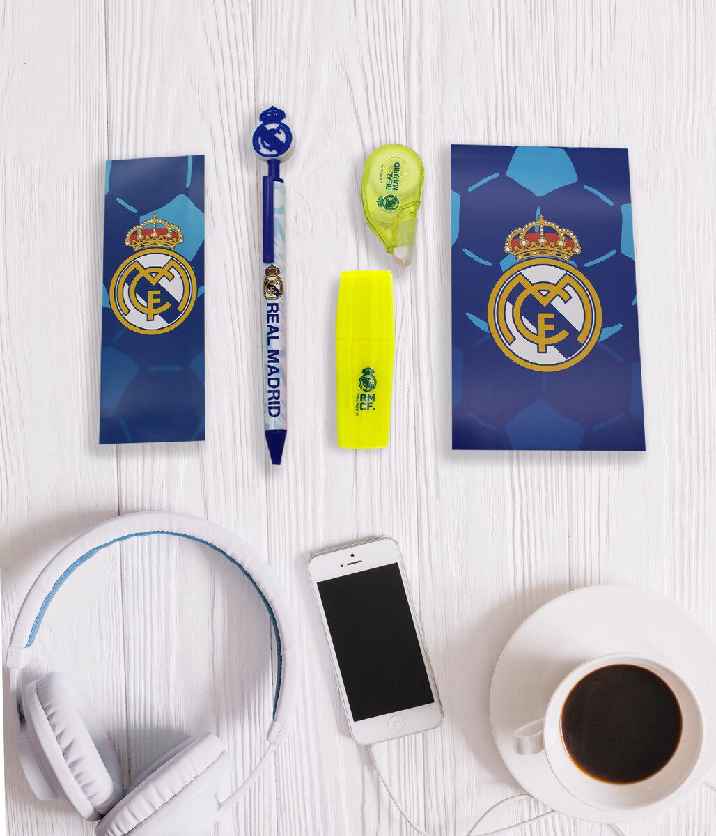 Real Madrid Notizheft Schreibset mit Notizblock, Lesezeichen und Textmarker – Bild 4 von 4