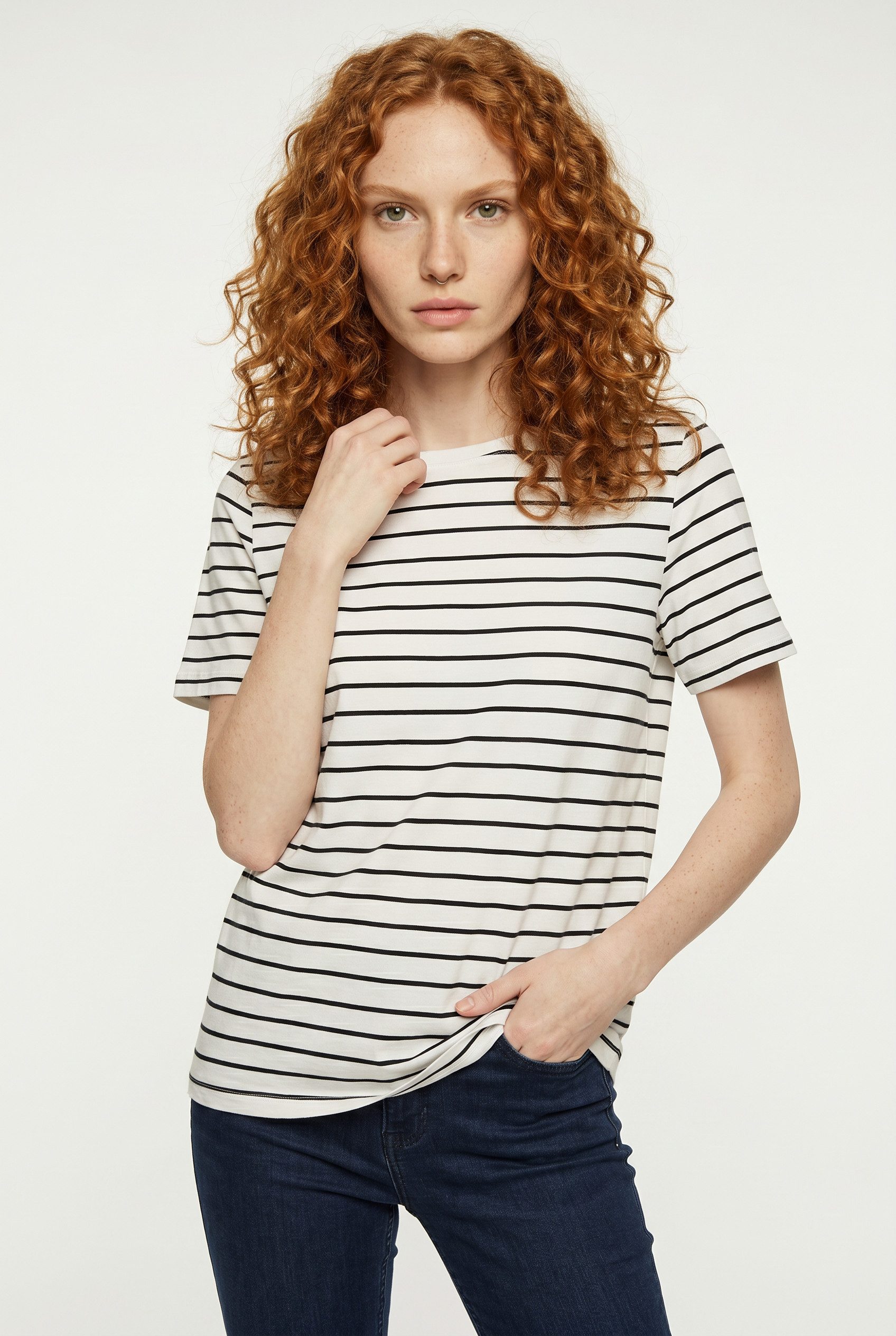 ONLY CARMAKOMA Rundhalsshirt CARBLOOM LIFE S/S TOP JRS