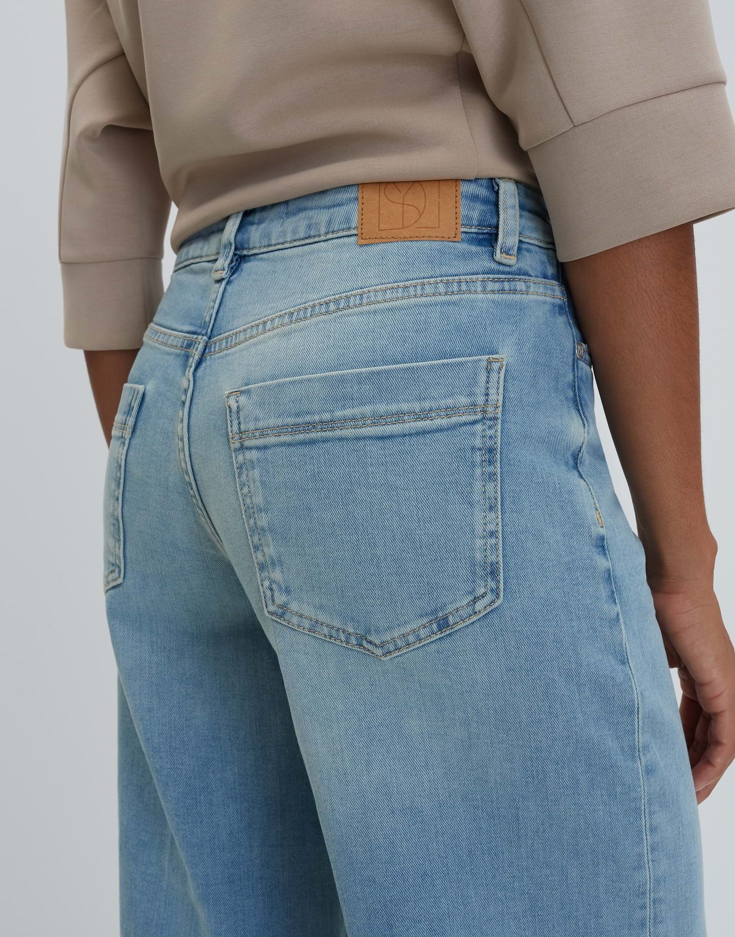 someday Weite Jeans CELLMA ICONIC aus BCI Cotton Mix Mid Rise Mid Rise, Ankle, nach vorne verlaufende Seitennaht