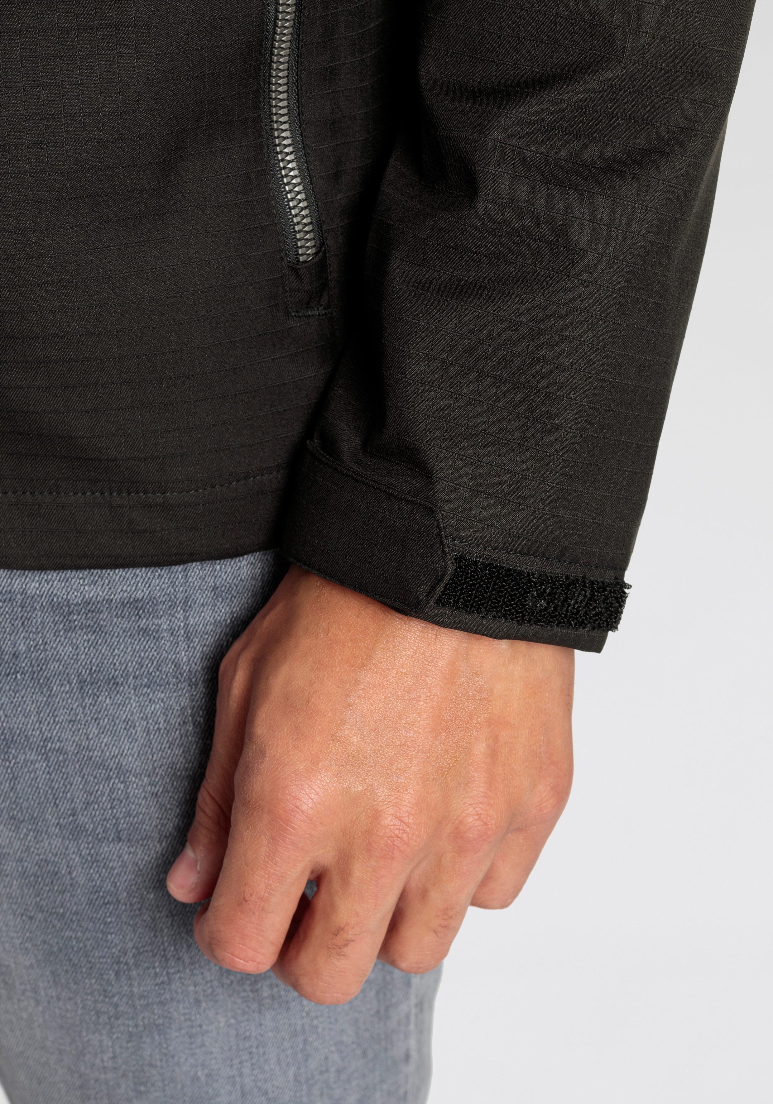 Killtec Funktionsjacke Wasserdicht & atmungsaktiv & abzippbarer Kapuze