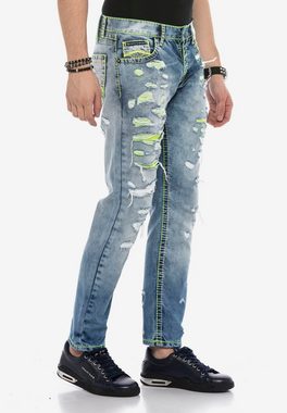 Cipo & Baxx Bequeme Jeans im angesagten Destroyed-Look