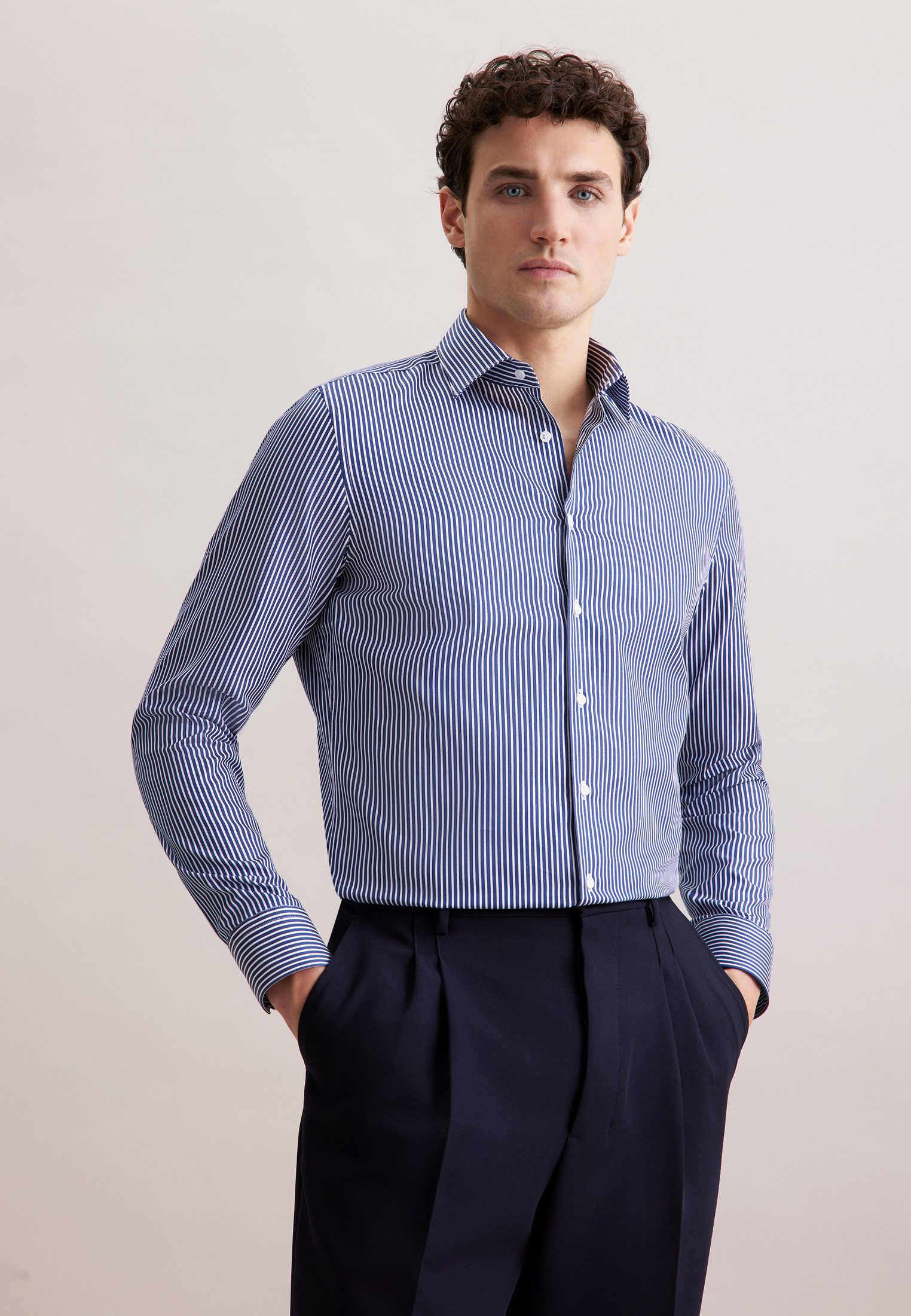 Businesshemd Schwarze Rose