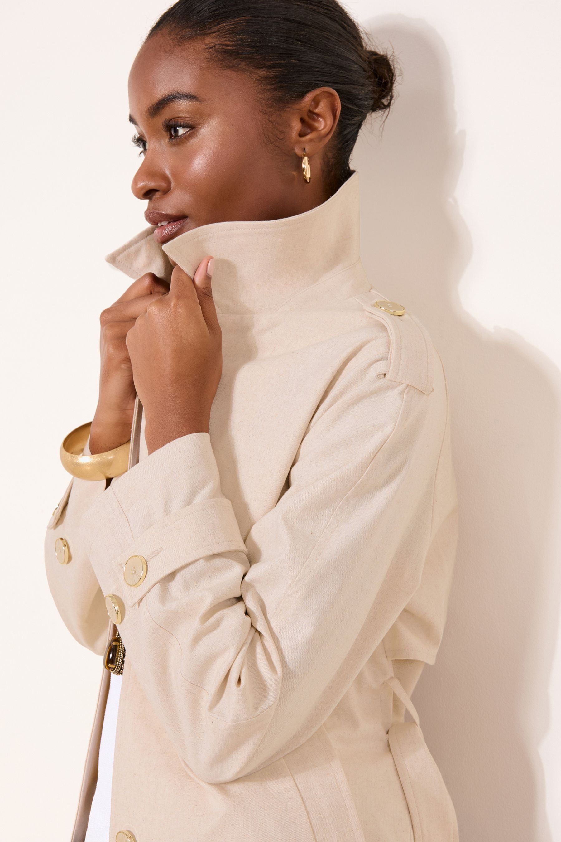 LIPSY Kurzmantel Lipsy Kurzer Trenchcoat, Kurzgröße (1-tlg)