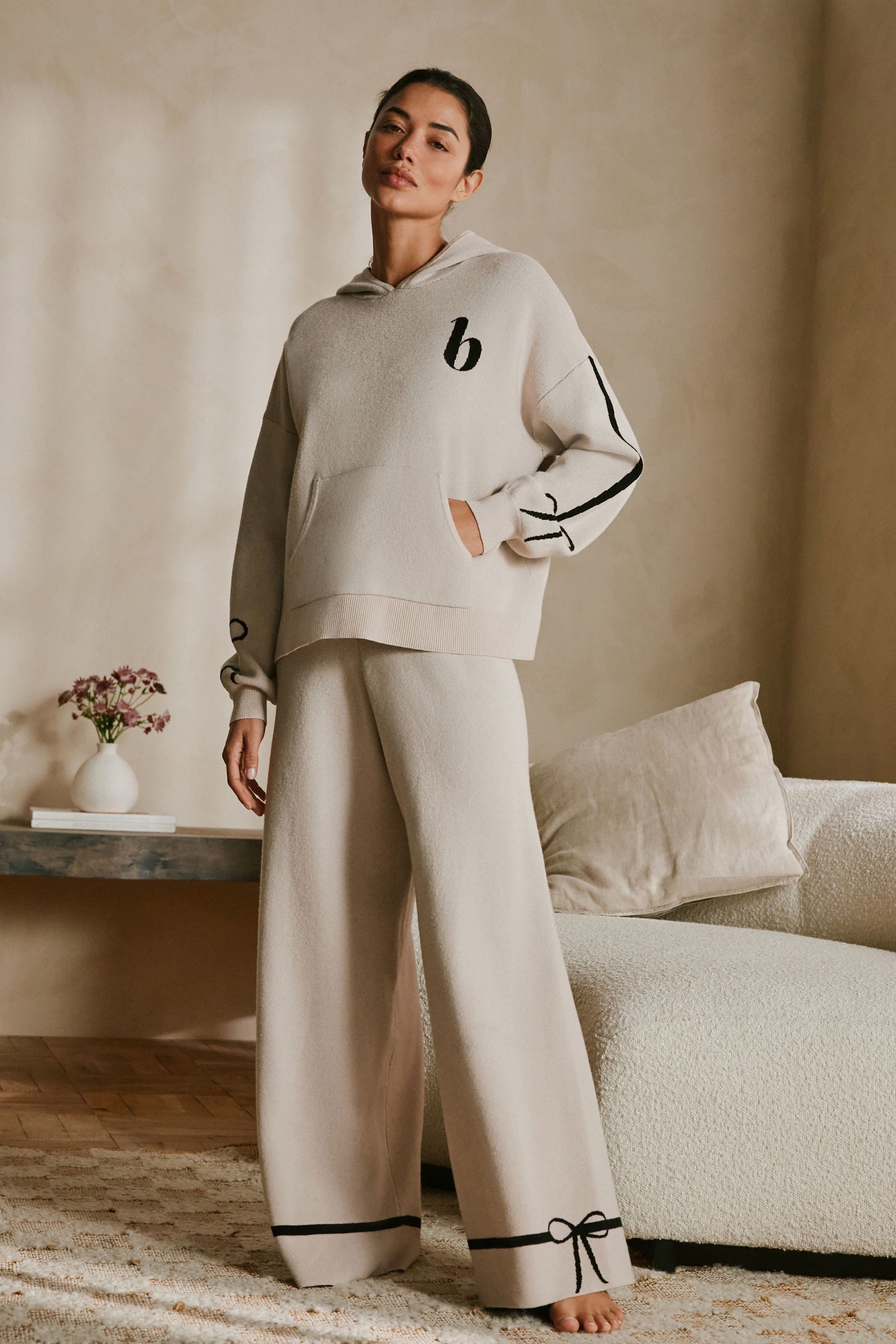 B by Ted Baker Strickhose B by Ted Baker gestrickte Hose mit weitem Bein (1-tlg)