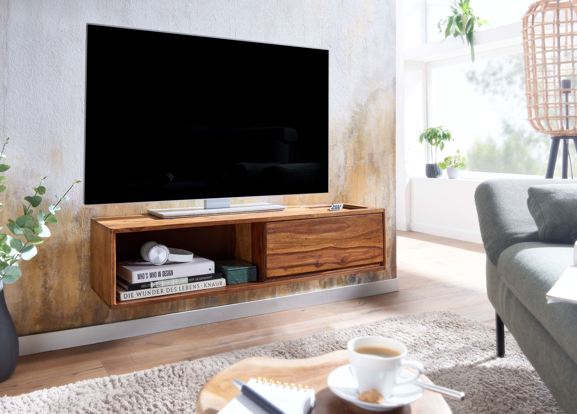 furnicato Lowboard TV-Unterschrank Massivholz Walnuss Finish 108x25x34 cm Braun (1 St), Handgefertigte Fernsehkommode mit Schublade und Ablagefach