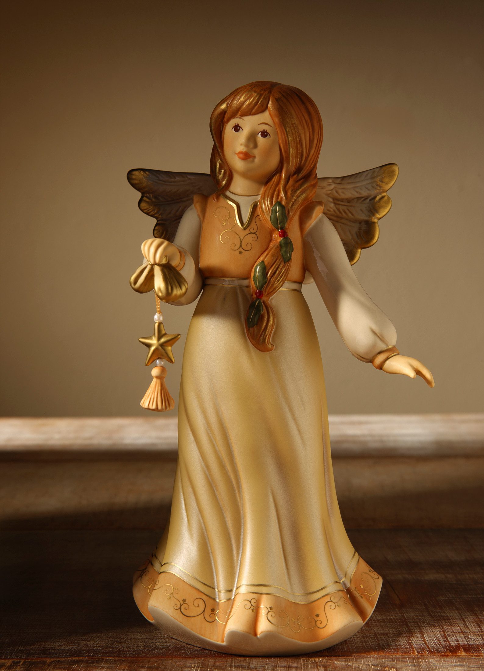 Dekomiro Engelfigur Goebel Funkelndes Weihnachtssternchen