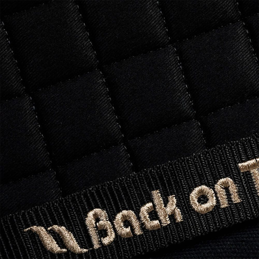 Back on track Pferde-Satteldecke Back on Track No III Schabracke Dressur