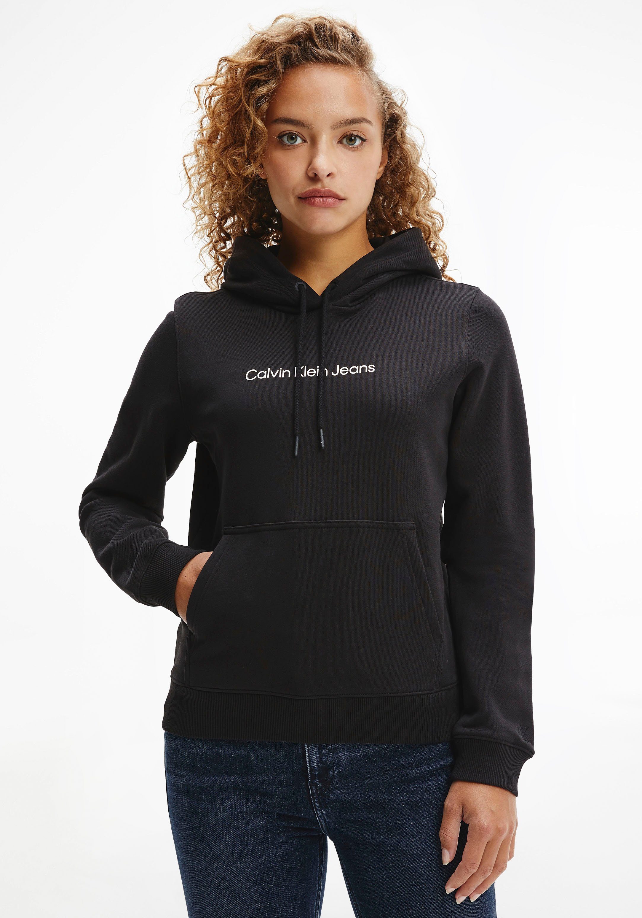 Calvin Klein Jeans Kapuzensweatshirt »SHRUNKEN INSTITUTIONAL HOODIE« mit  Calvin Klein Logo-Schriftzug online kaufen | OTTO
