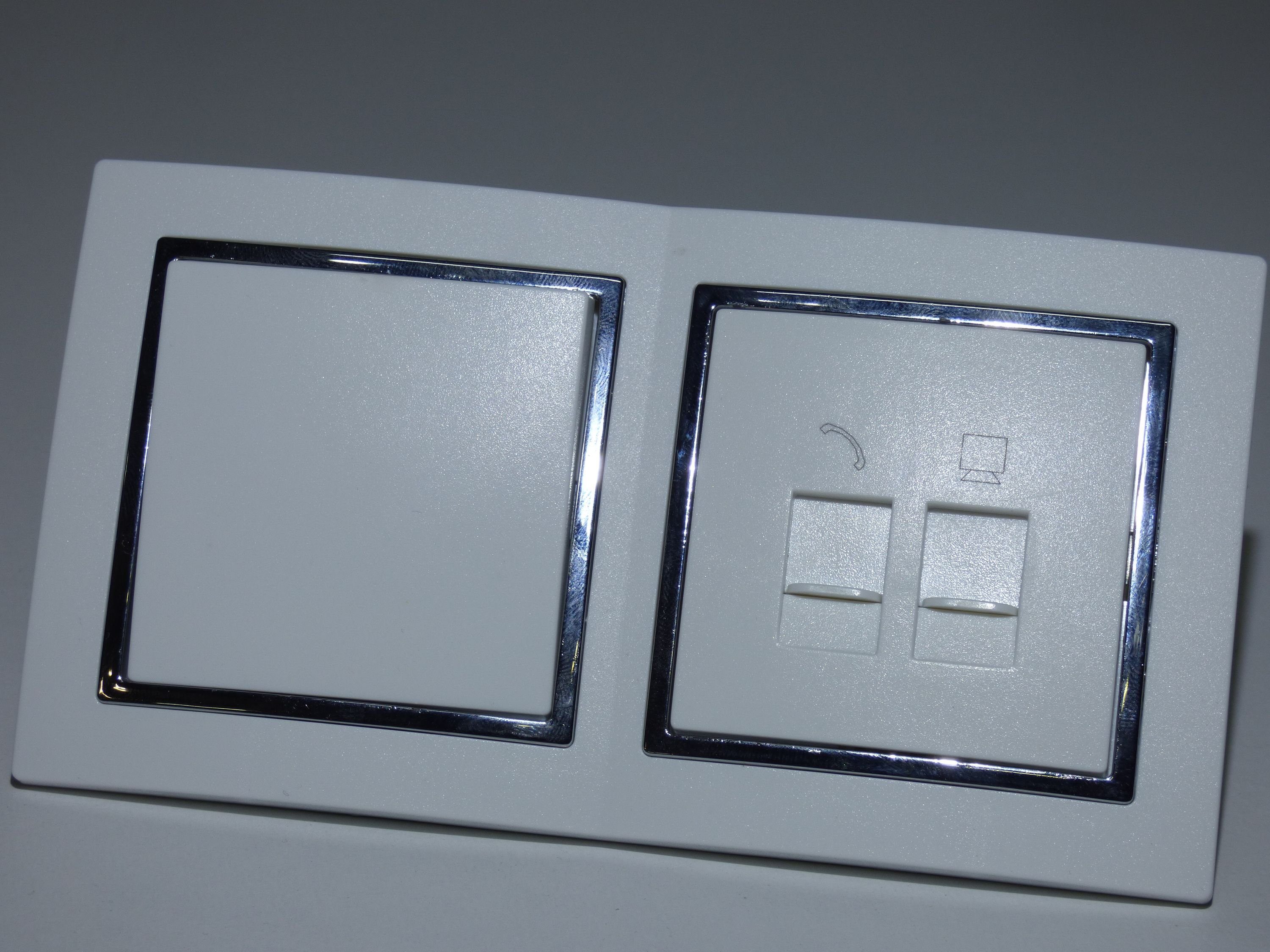 Lichtideen Schalter 9516 Levina S 2-er 1xSerien 1x RJ45 + RJ11 (silberner Rand)