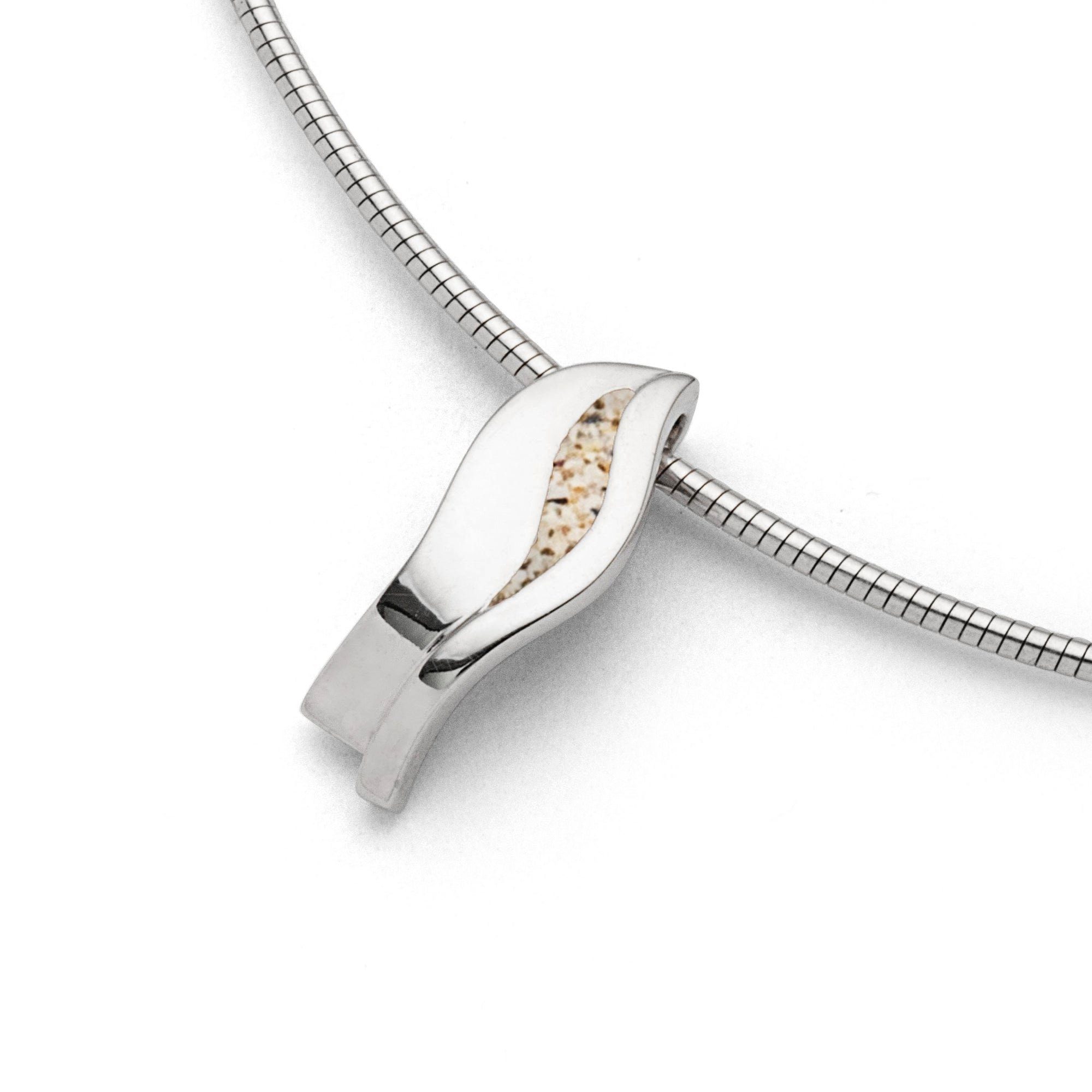 Kette mit Anhänger DUR Schmuck: Kette "Silberschweif" mit Strandsand K2680