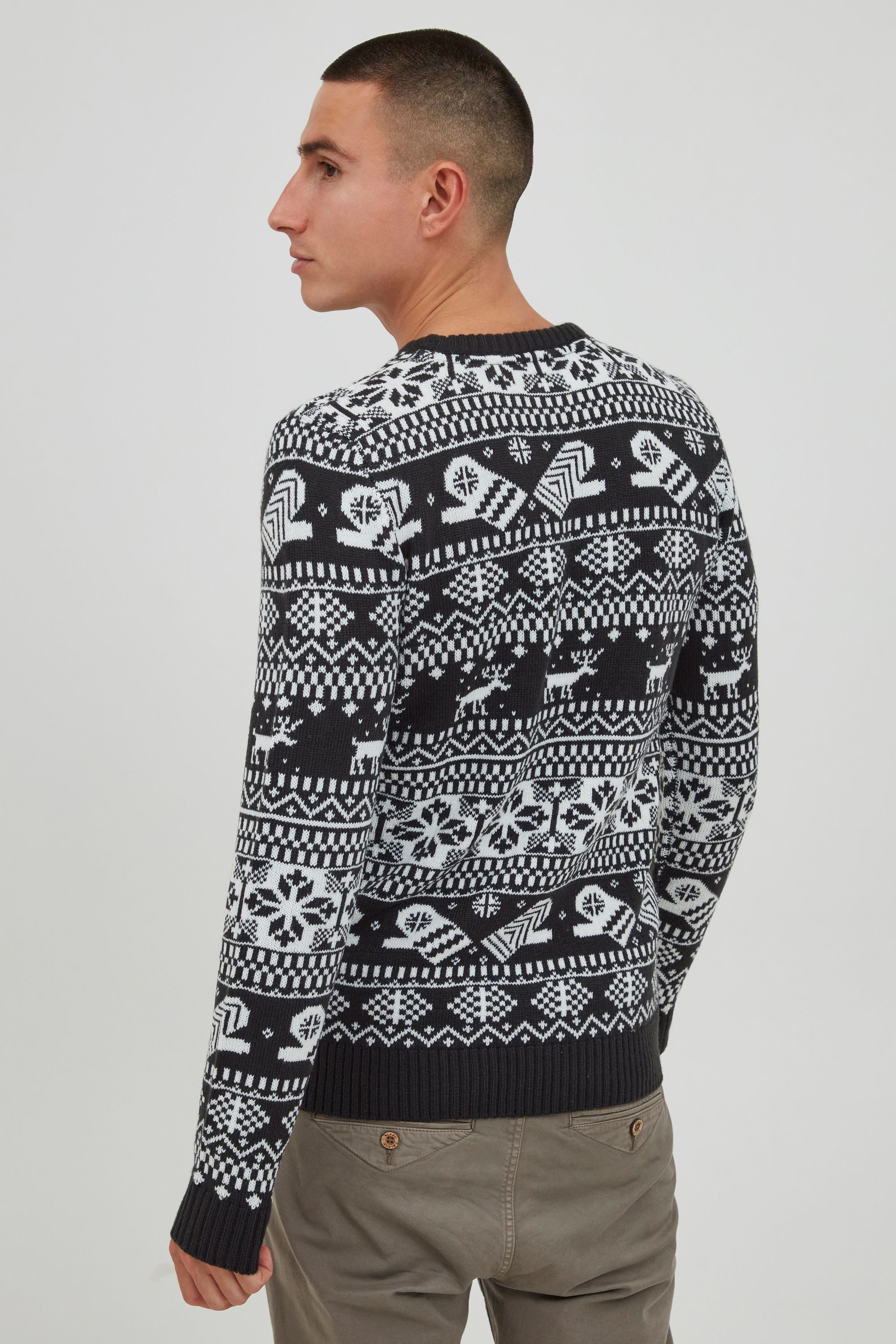 11 Project Norwegerpullover PRUwe XMAS Modischer Strickpullover mit winterlichem Muster