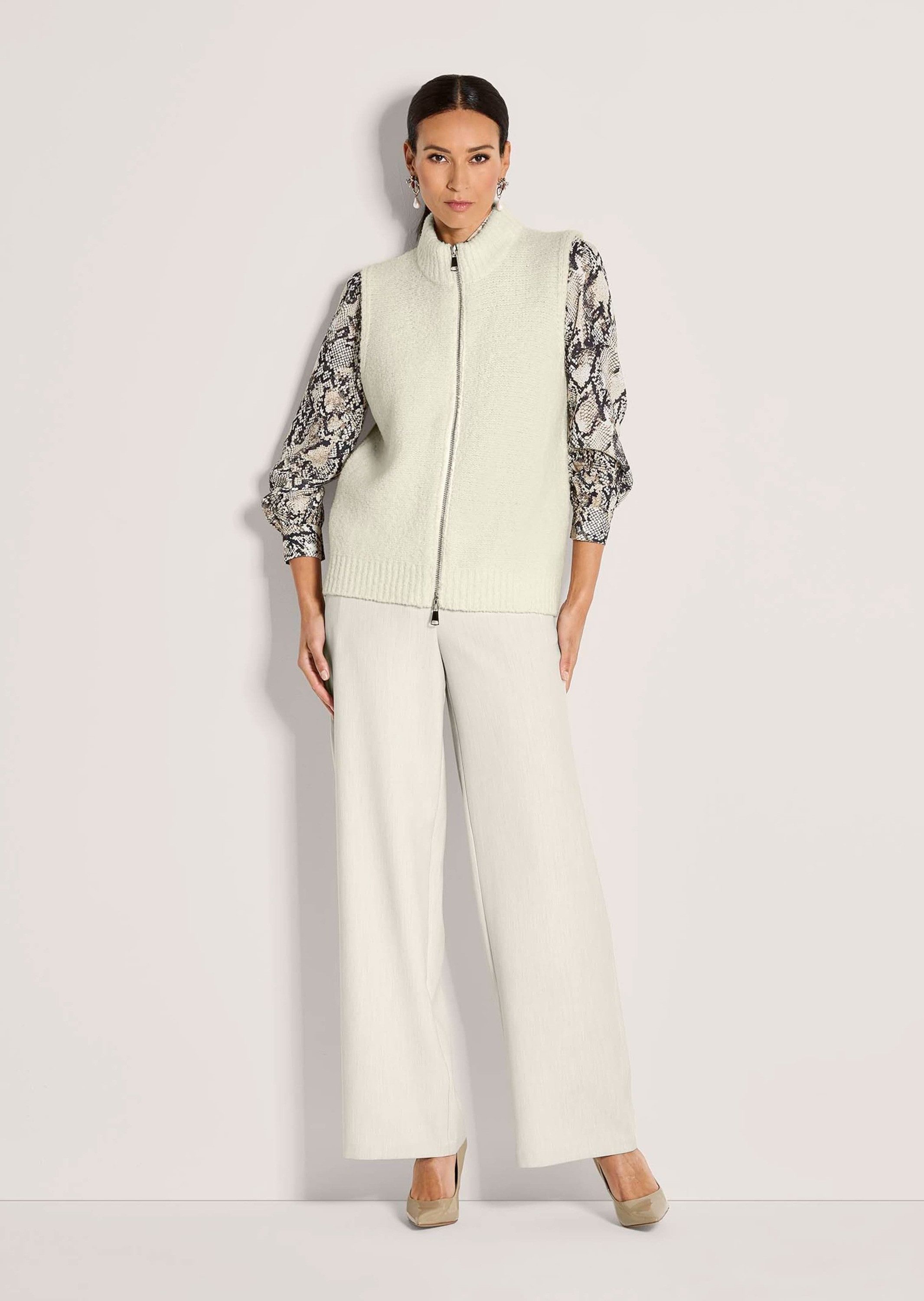 MADELEINE Strickjacke Modische Weste mit Grobstrick-Design Ärmellos, Stehkragen, Zwei-Wege-Zipper