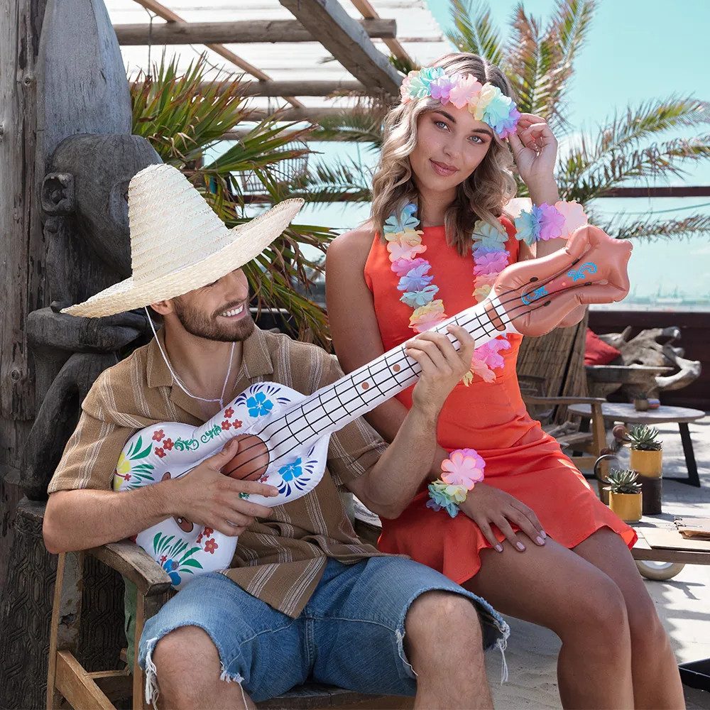 Boland Kostüm Aufblasbare Gitarre Aloha 104 cm Hawaii Party und Karneval Accessoire, Tropisches Blumenmuster für echtes Urlaubsfeeling