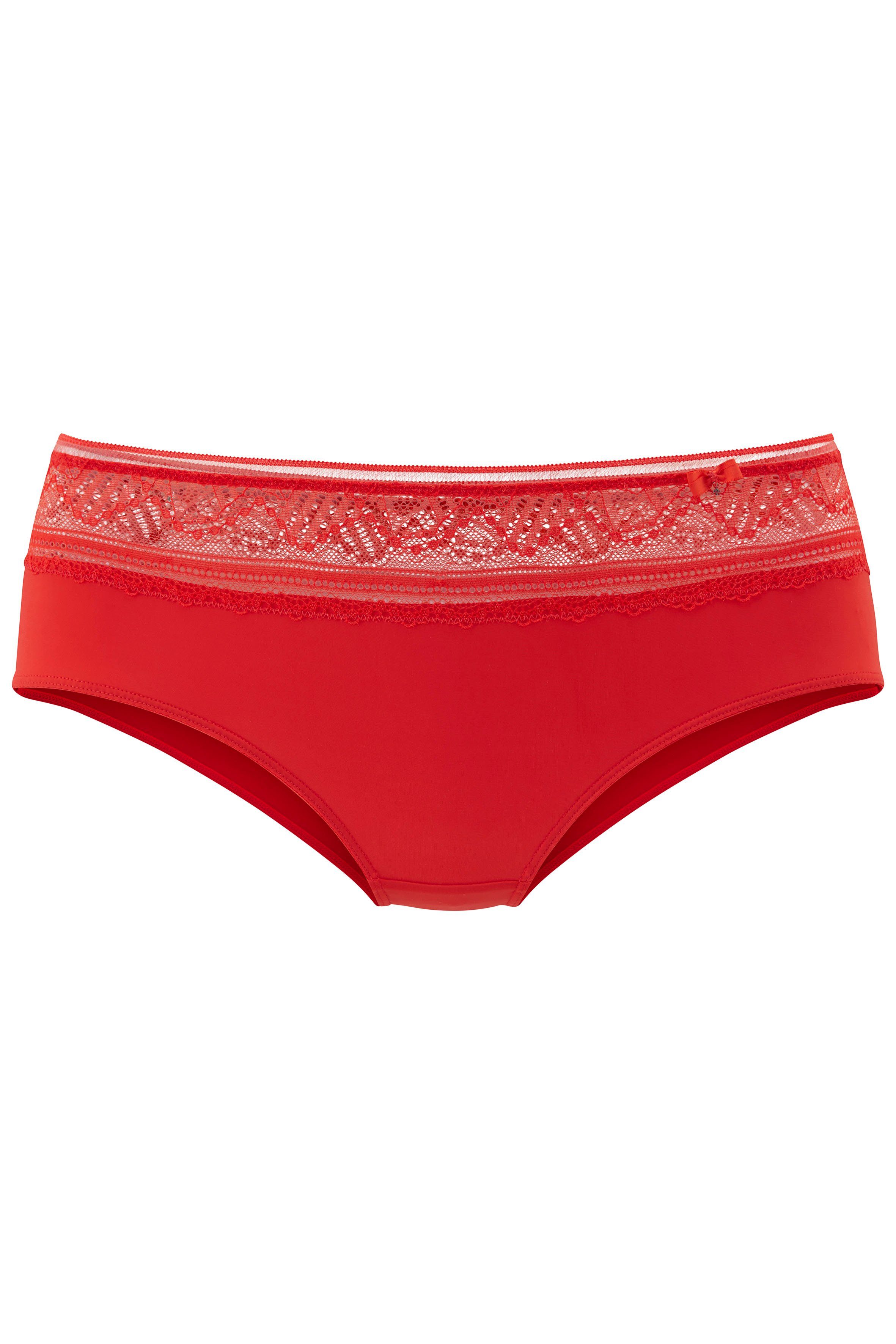 LASCANA Panty Tiziana mit Spitze anteilig aus recyceltem Polyamid. Reduzierter Preis € 12,99. Unverbindliche Preisempfehlung € 17,99