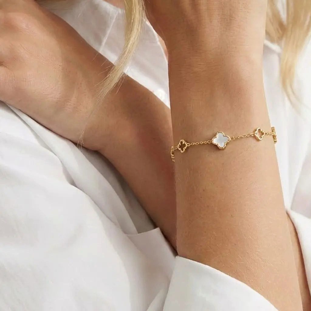 Suzan Gold Silberarmband 925 Silber vergoldet Luckra Perlmutt-Kleeblätter