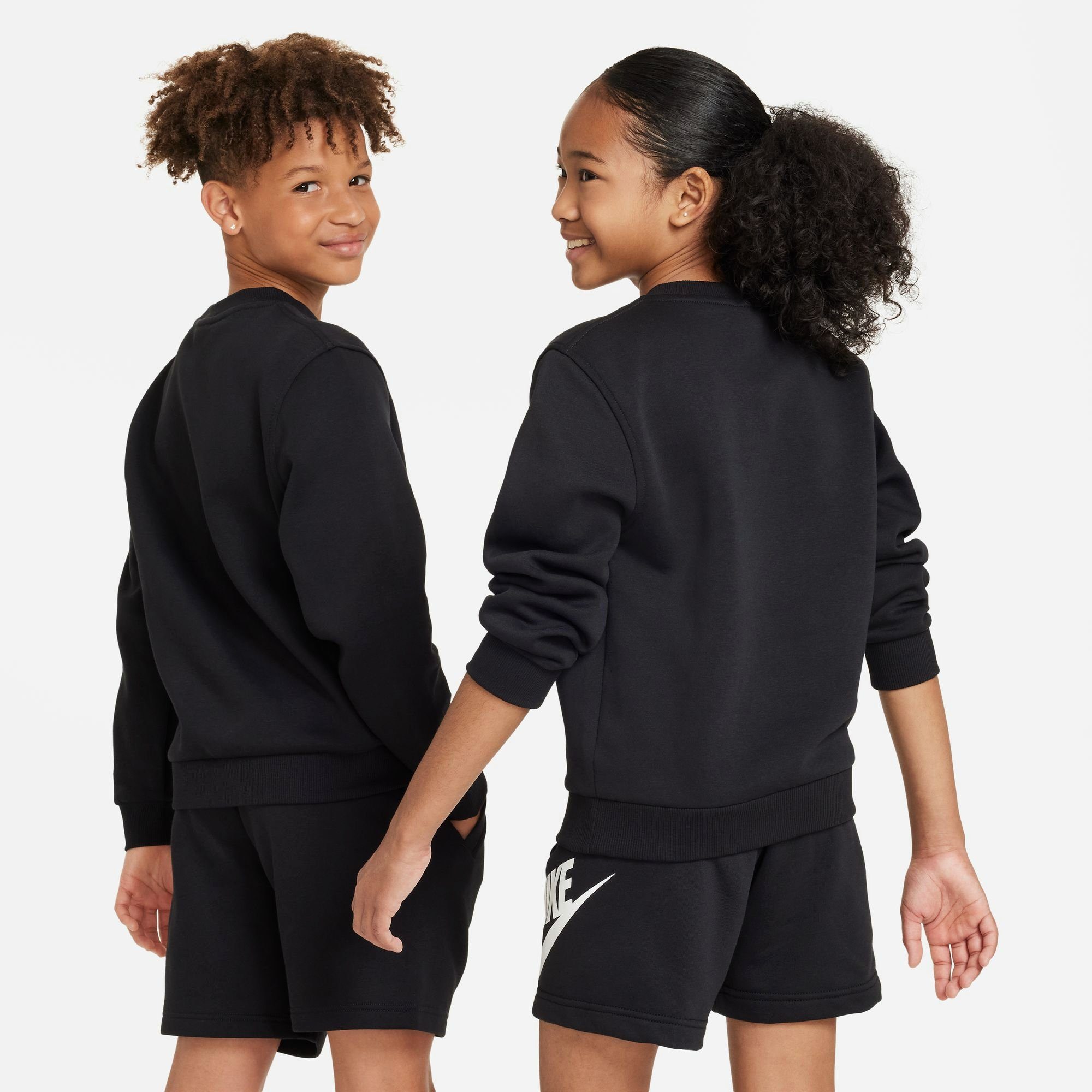 FLEECE SWEATSHIRT Nike CLUB KIDS' BLACK/WHITE Sportswear Sweatshirt BIG