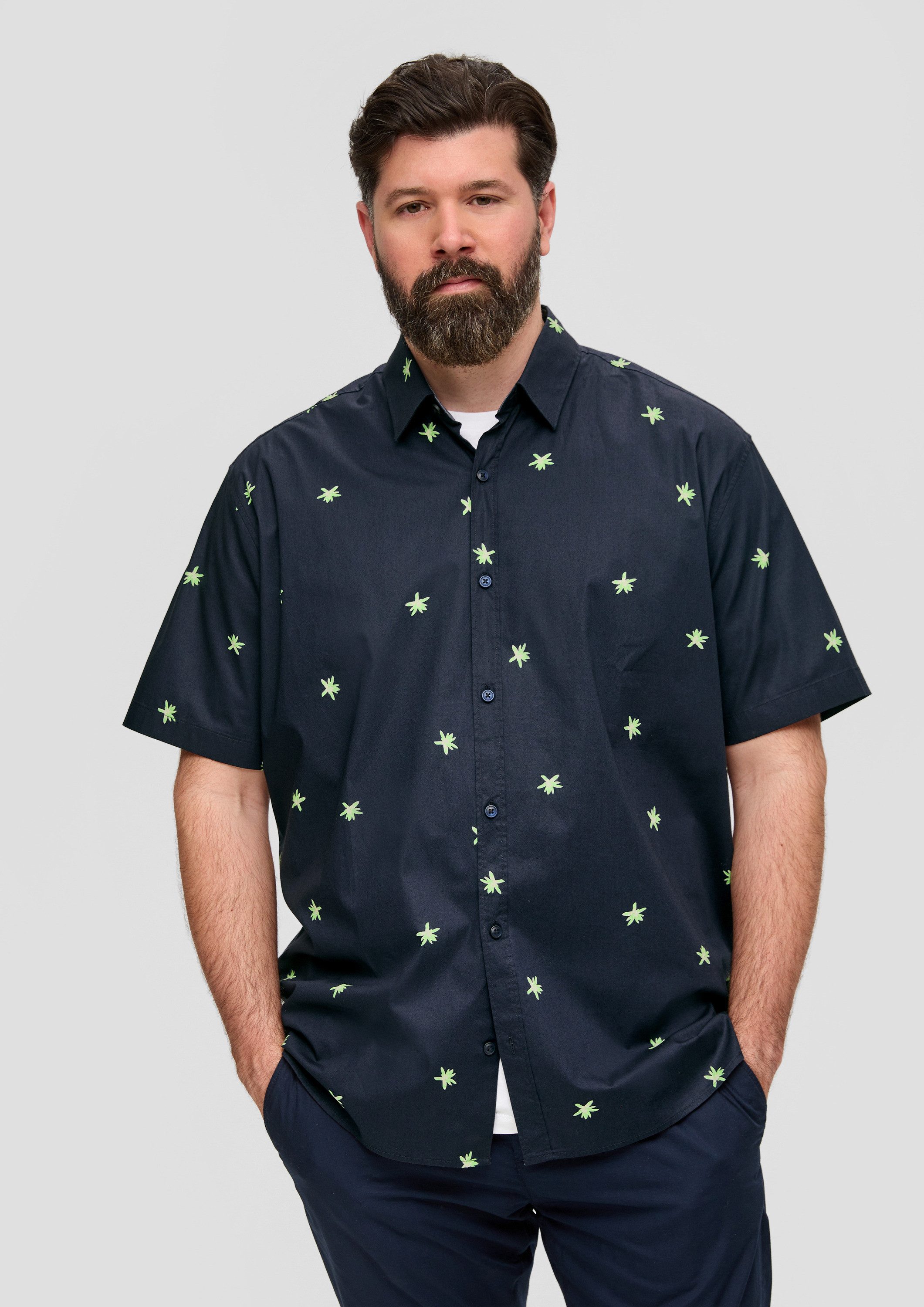 s.Oliver Kurzarmhemd Hemd Gemustertes Kurzarmhemd aus Baumwollstretch