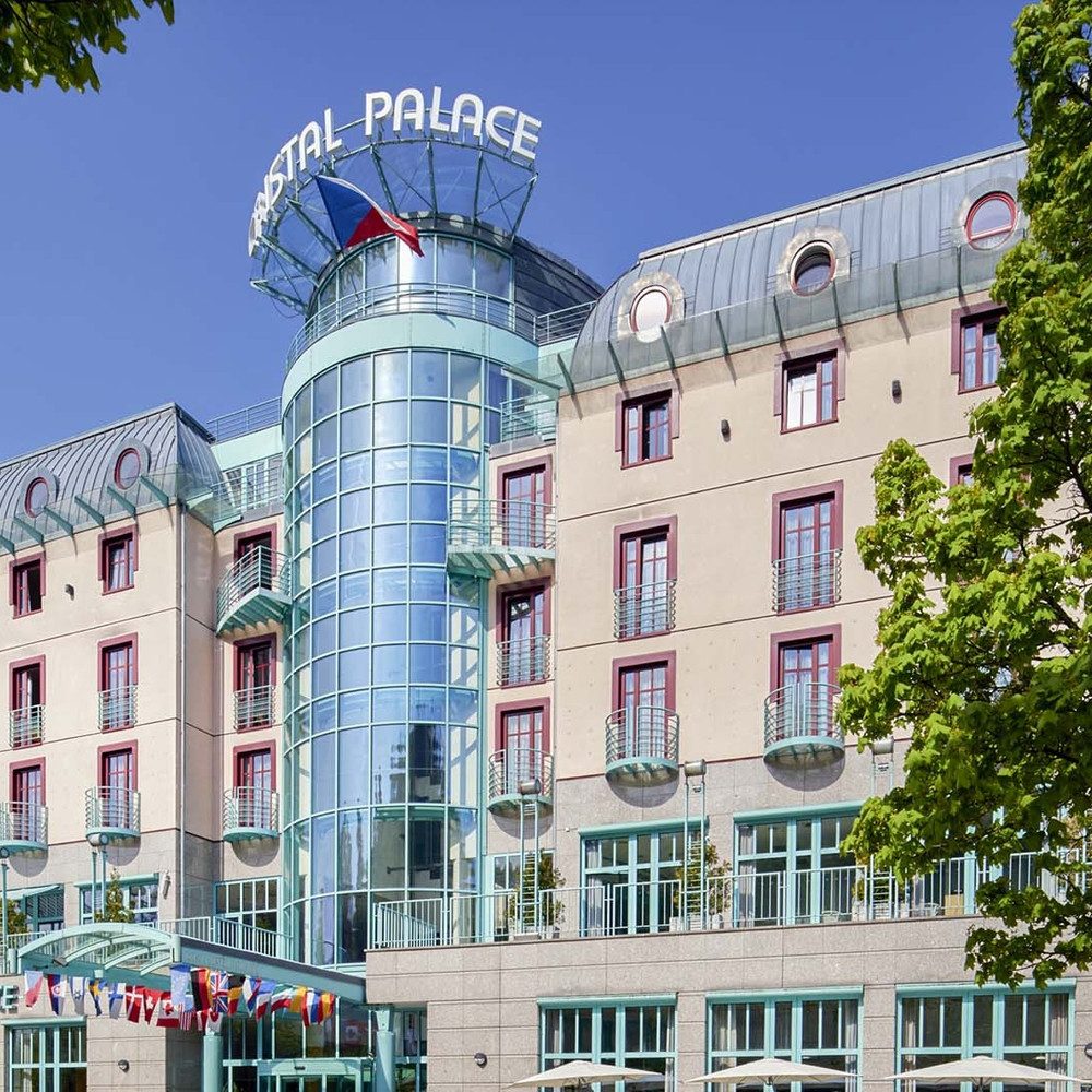 Jochen Schweizer Erlebnisgutschein Wellnessurlaub in Marienbad für 2 (2 Nächte) - OREA Spa Hotel Cristal, Wellness-Auszeit zu zweit in Marienbad