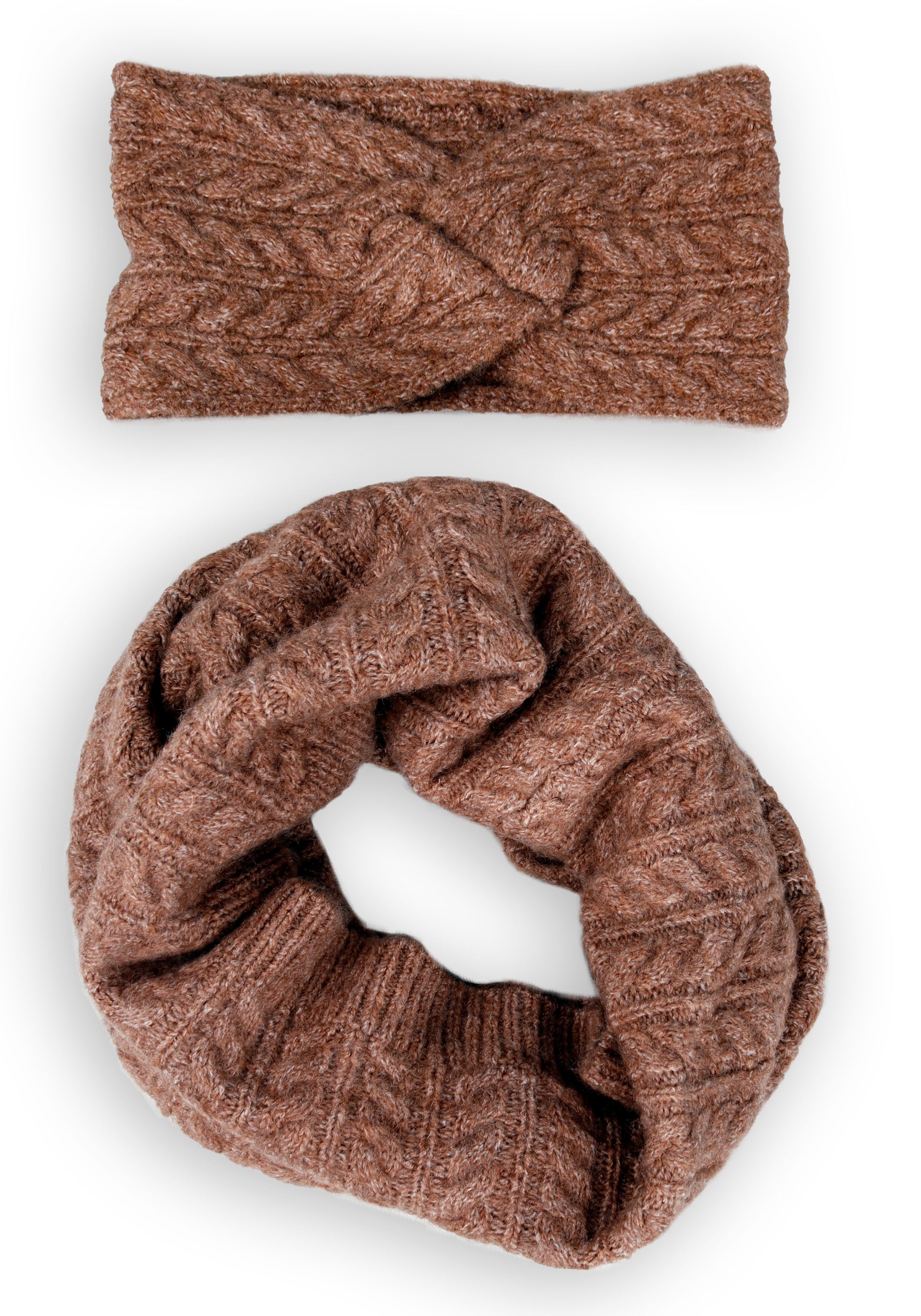 Capelli New York Loop, mit Zopfstrickmuster