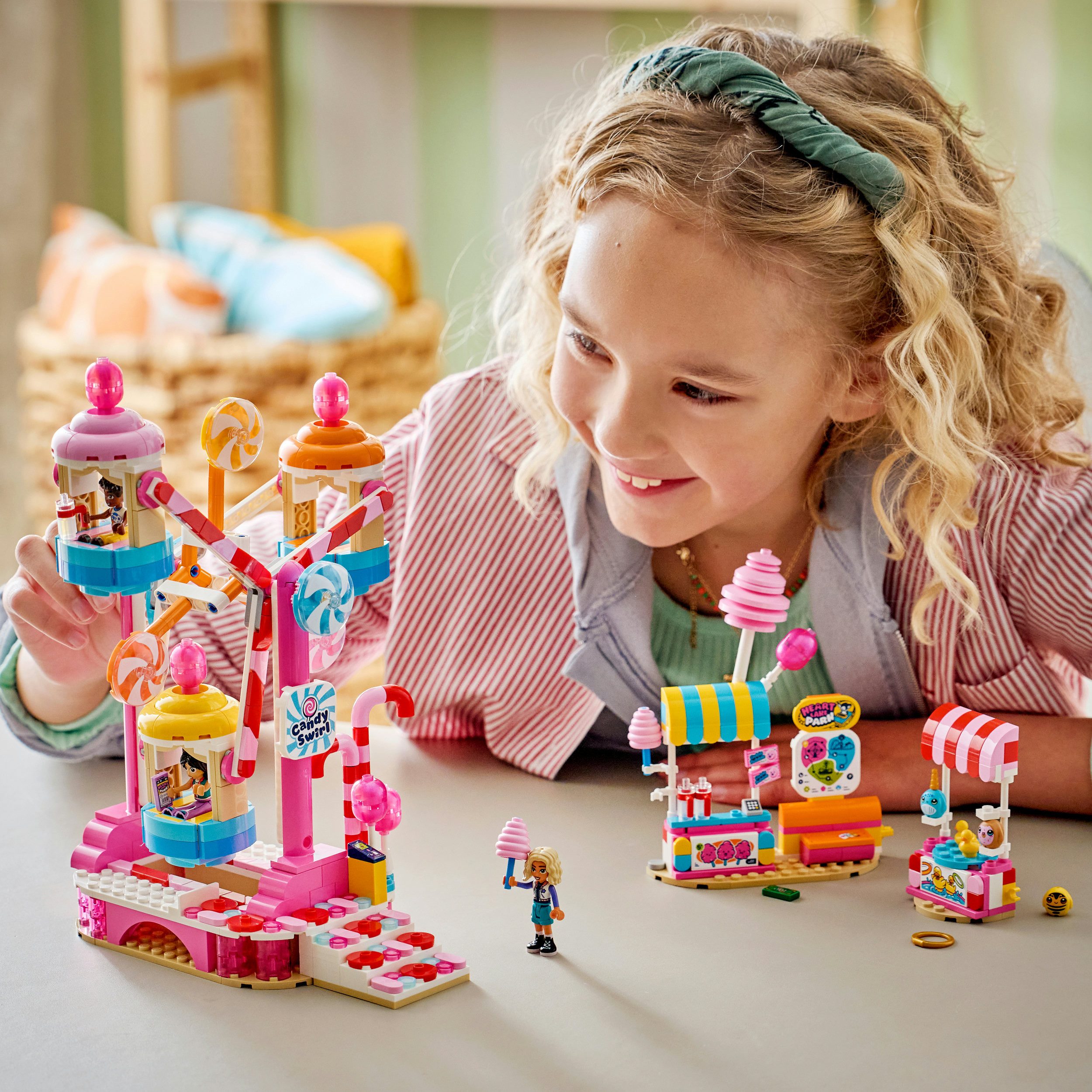 LEGO® Cupcake-Riesenrad (42700), LEGO Friends Konstruktionsspielsteine, (602 St), Made in Europe