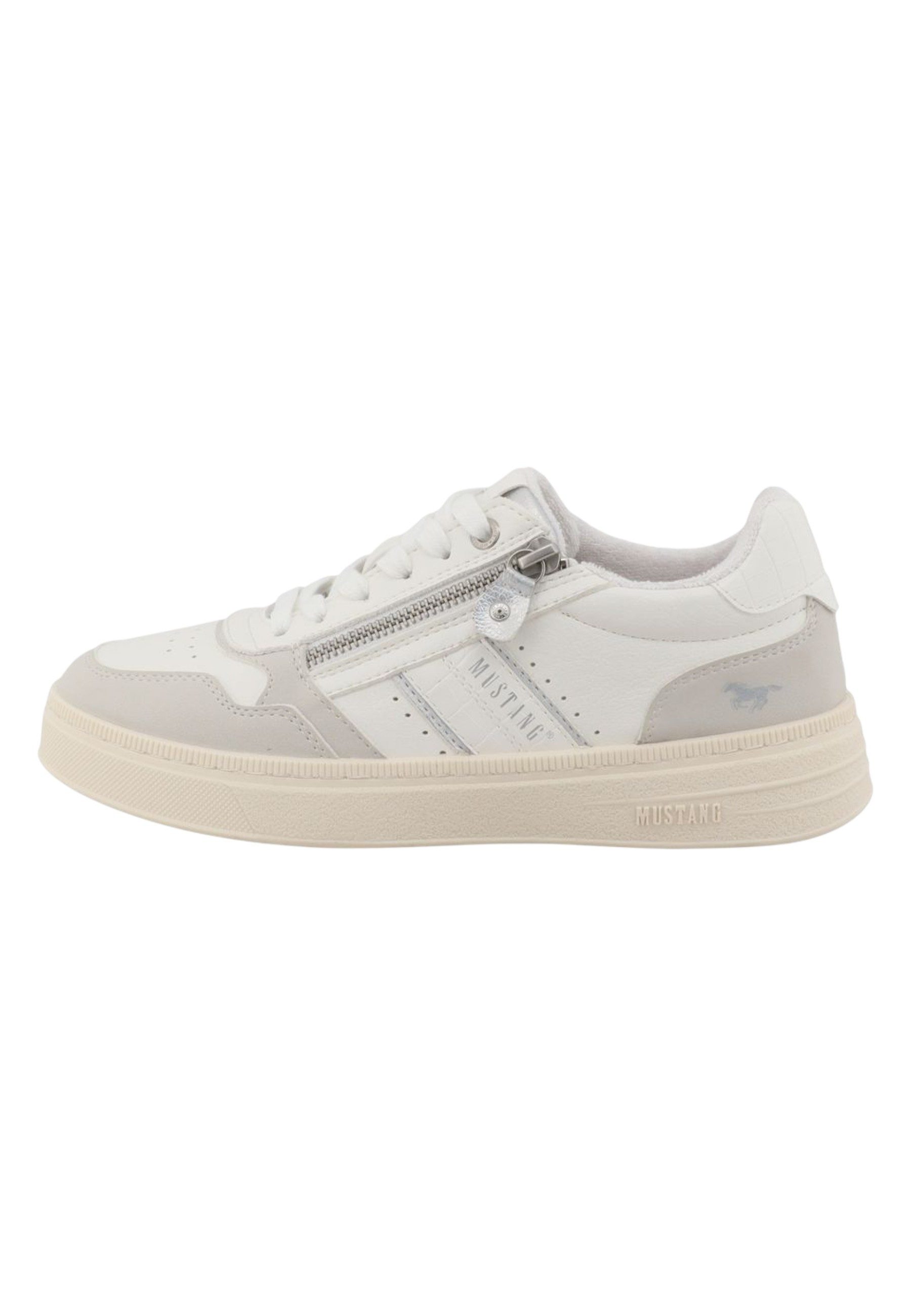 Mustang Shoes 26M0592002 00170 White-Silver Sneaker
