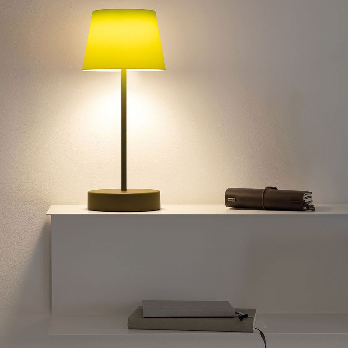 Remember LED Tischleuchte OSCAR; LED-Leuchte für Innen und Außen mit Dimmfunktion; Kabellos, LED fest integriert, Warmweiß