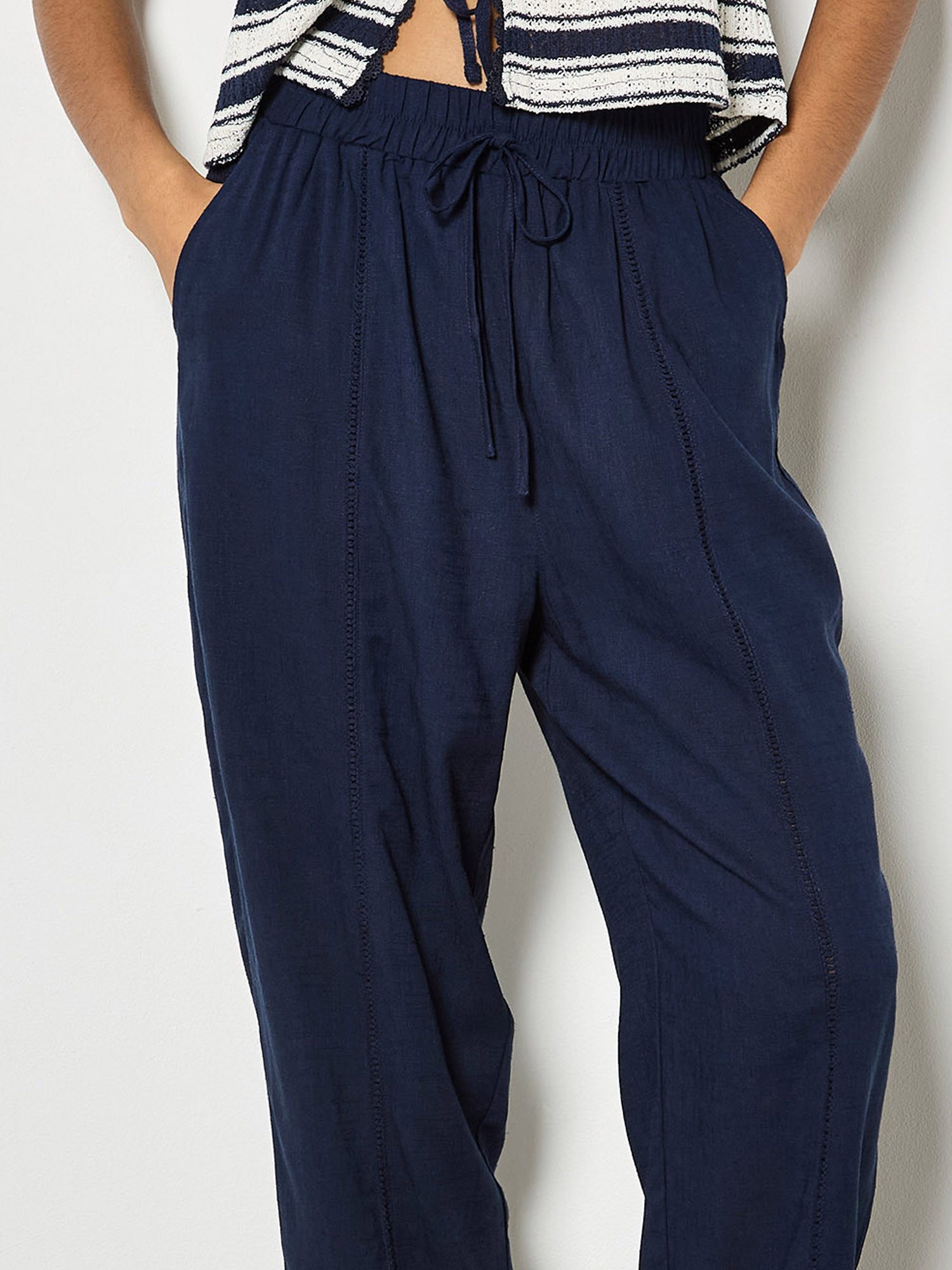 Apricot Leinenhose Jogginghose aus Leinen . mit Ziernaht-Einsätzen