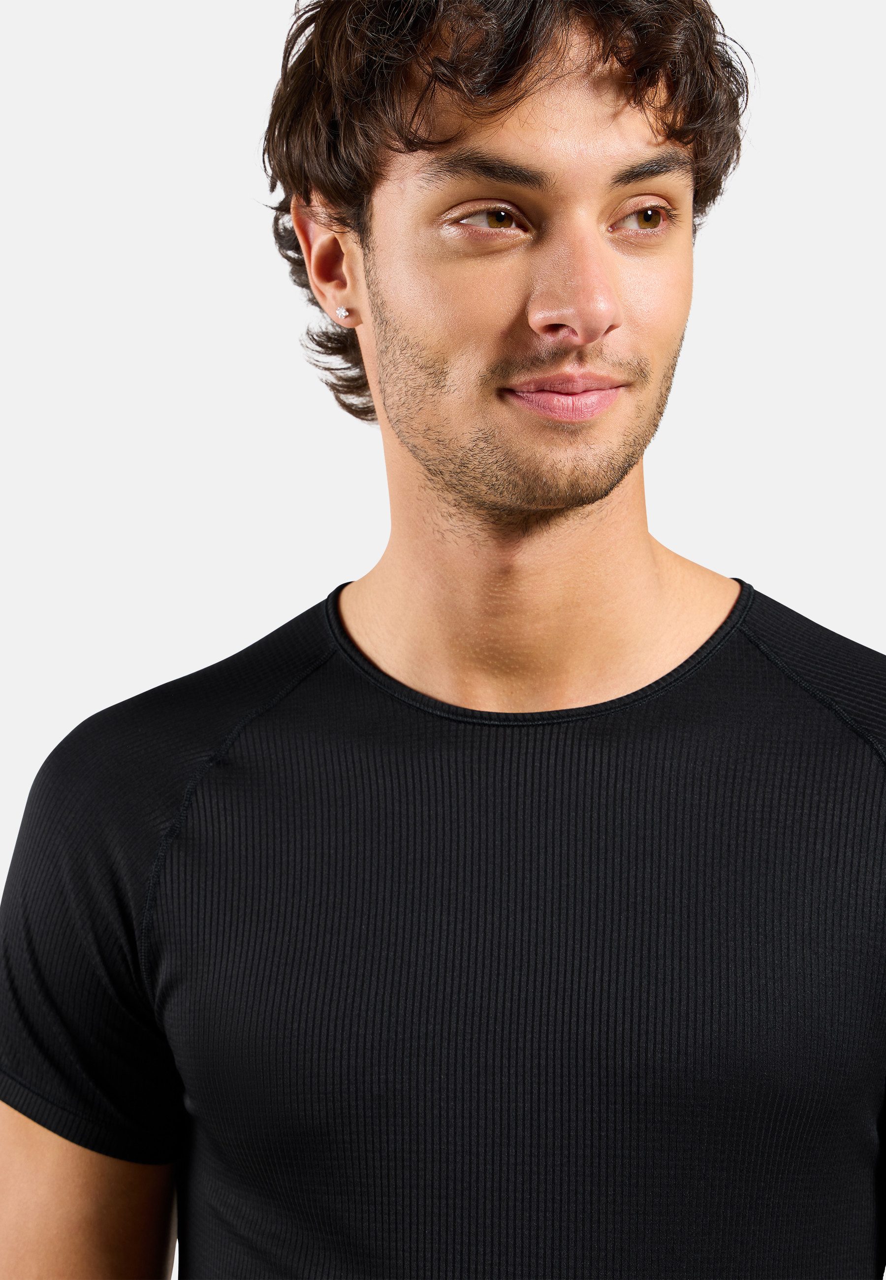 Odlo Funktionsshirt BL TOP crew neck s/s-ACTIVE LIGHT mit Rundhalsausschnitt, Kurzarm-Design, atmungsaktiv