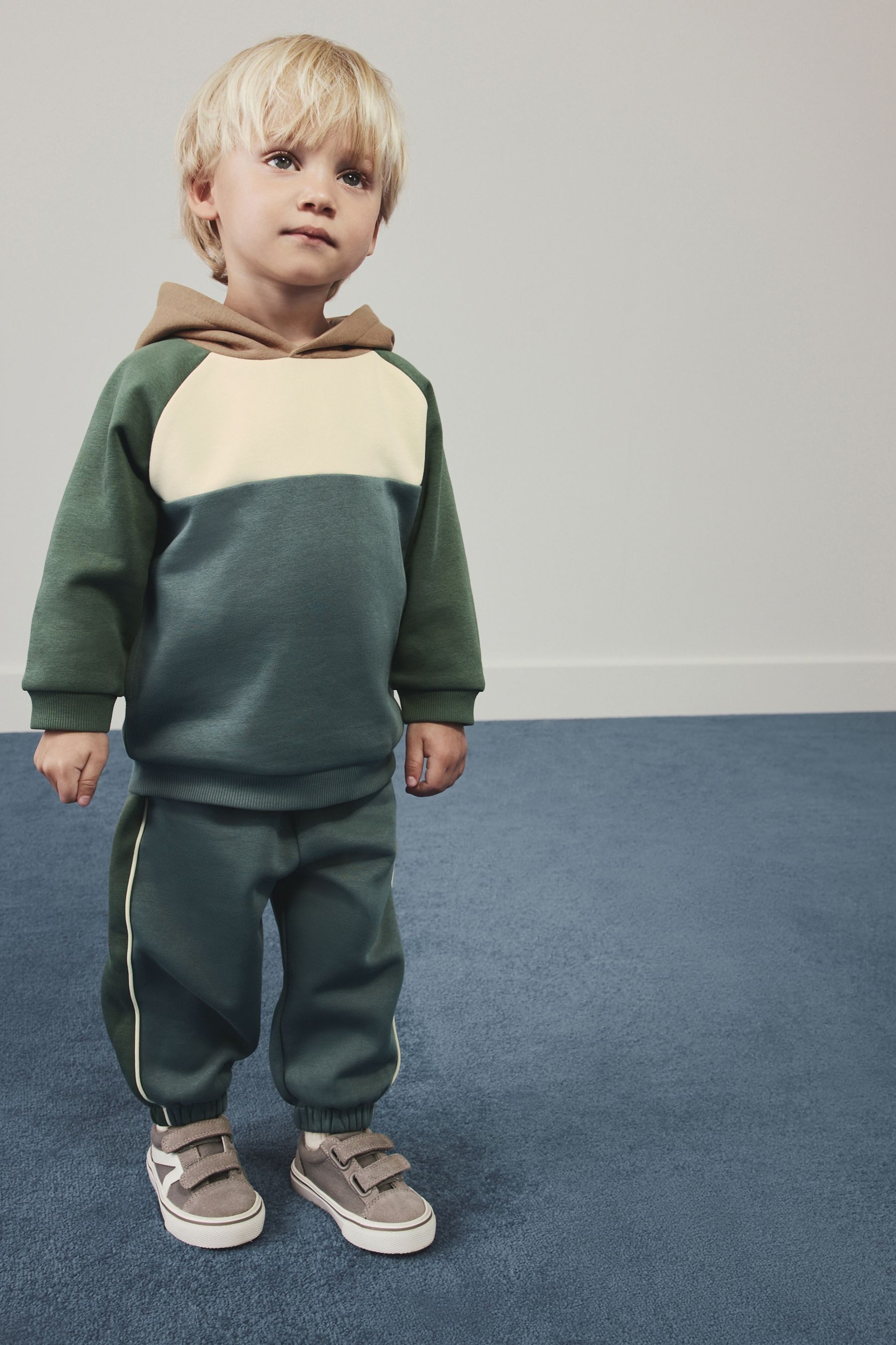 Next Sweatanzug Blockfarben-Kapuzensweatshirt und Jogginghose (2-tlg) – Bild 3 von 5
